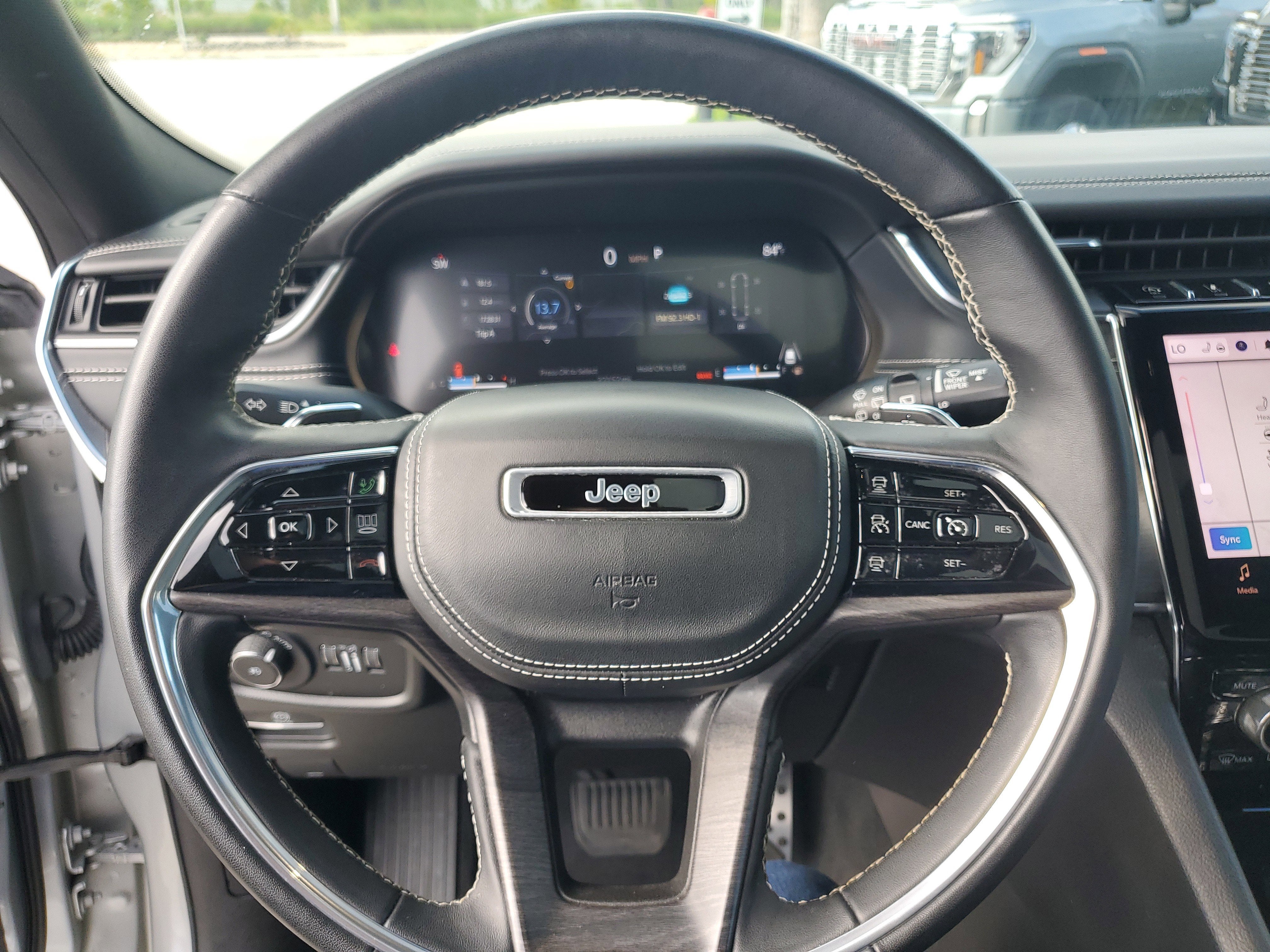 2022 Jeep Grand Cherokee Overland