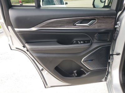 2022 Jeep Grand Cherokee Overland