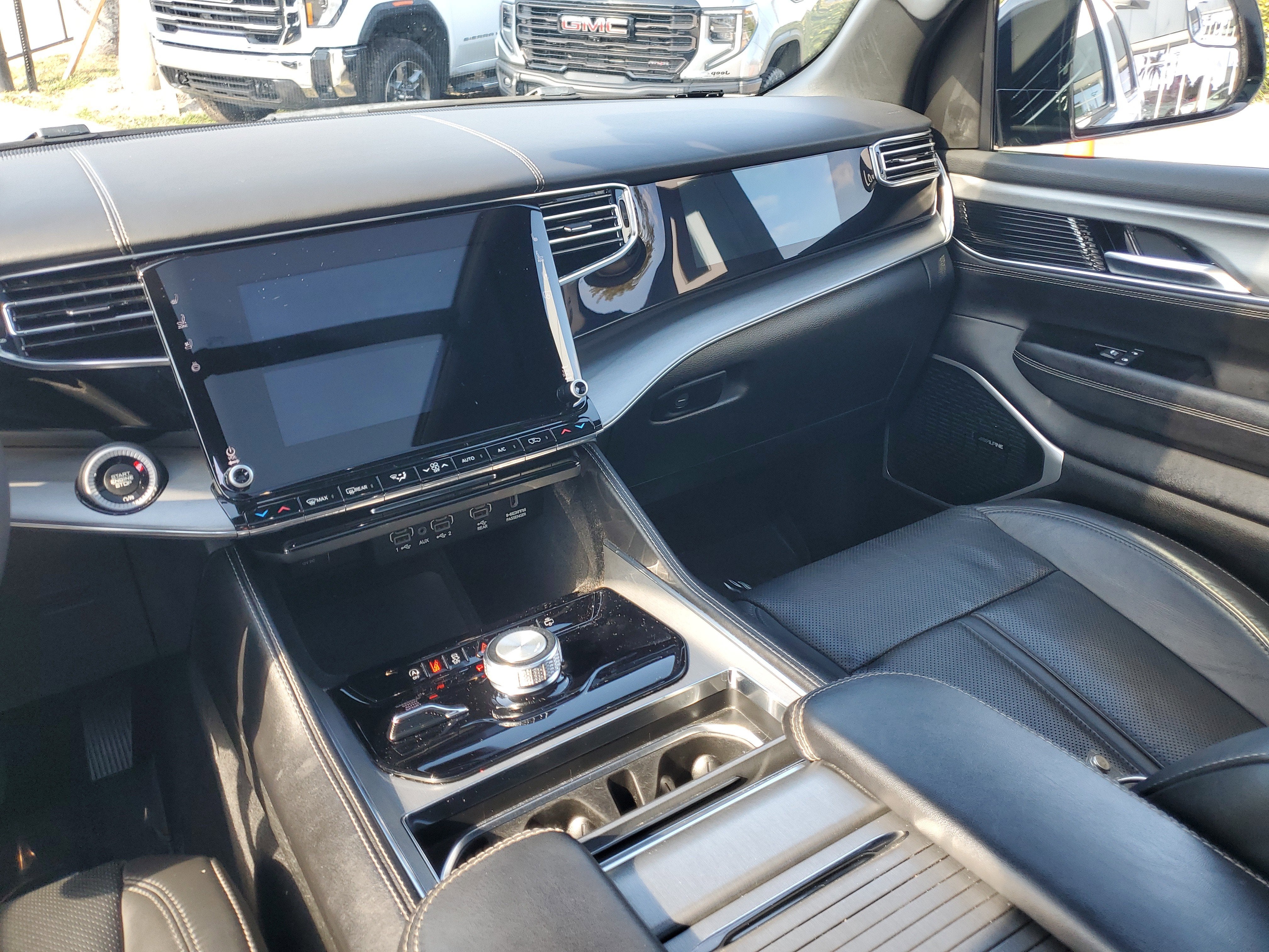 2023 Jeep Wagoneer Series II Carbide