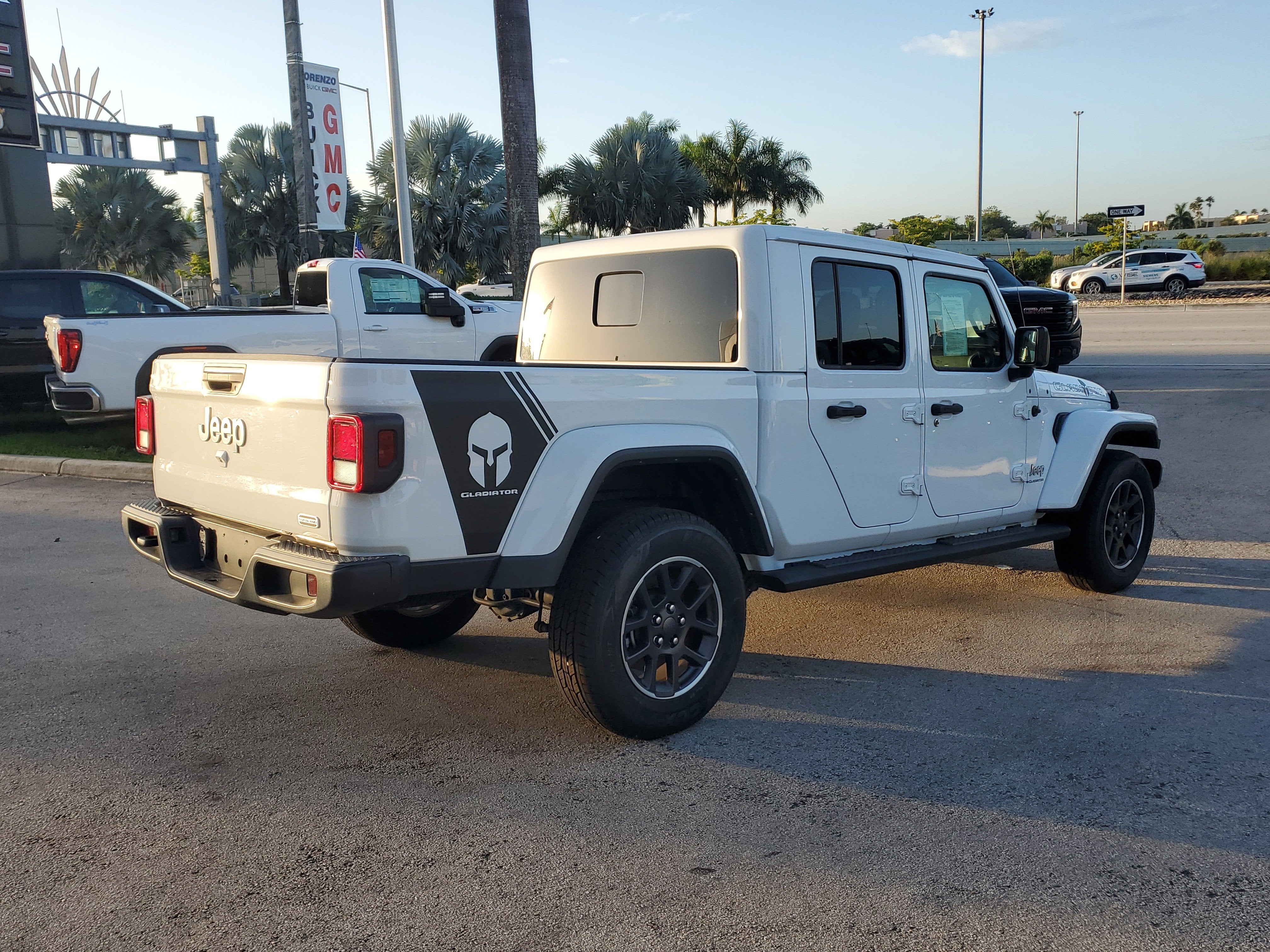 2023 Jeep Gladiator Overland