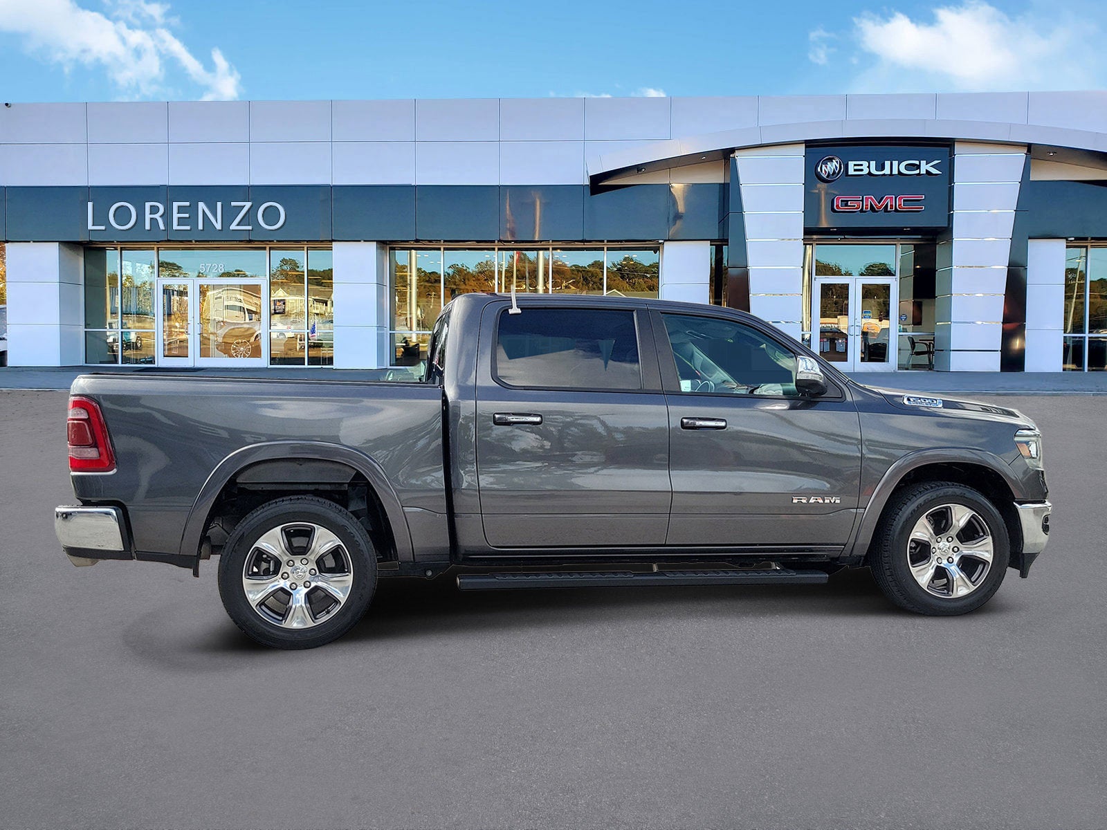 2022 RAM 1500 Laramie