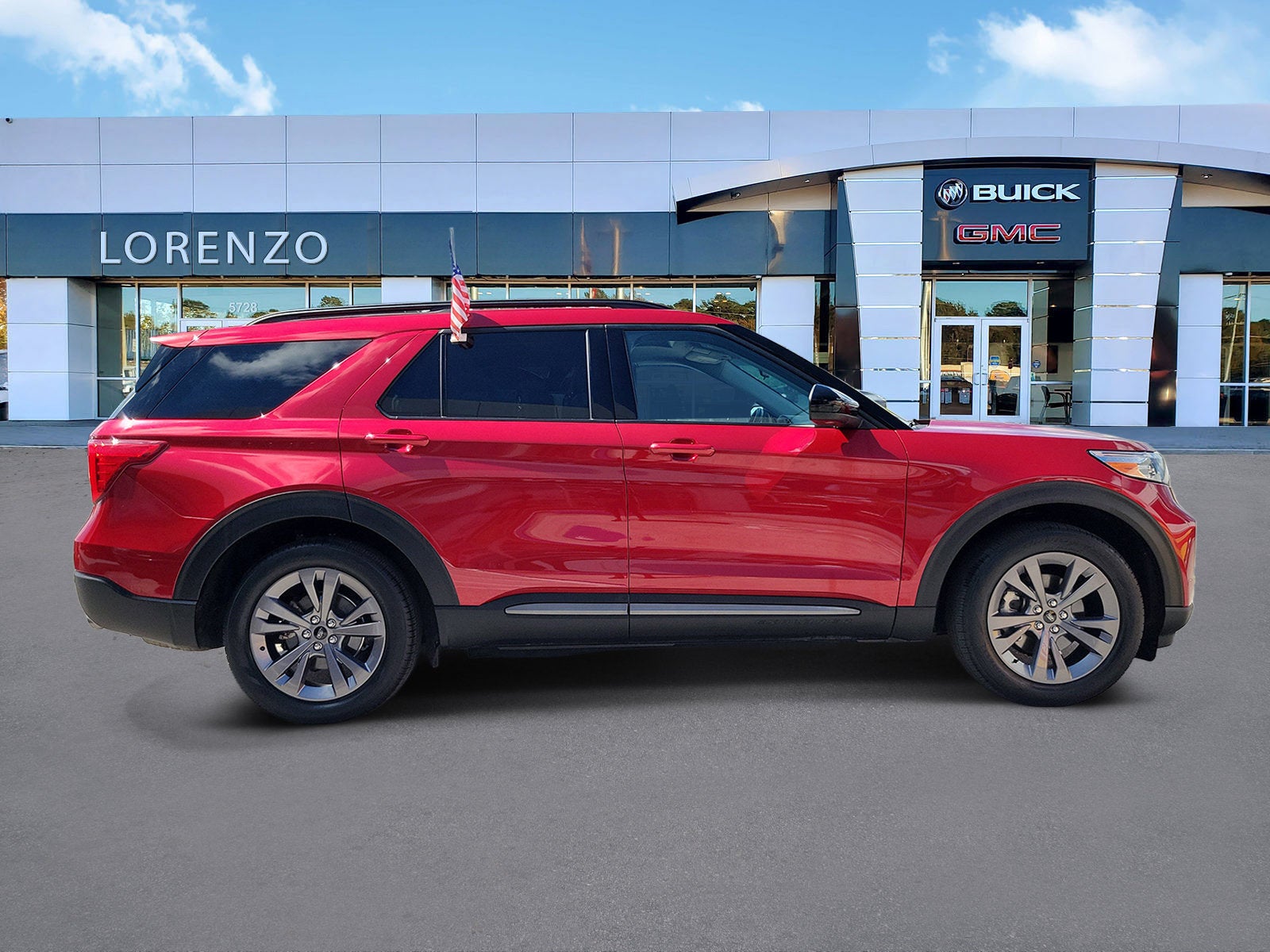 2023 Ford Explorer XLT
