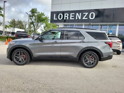 2025 Ford Explorer ST