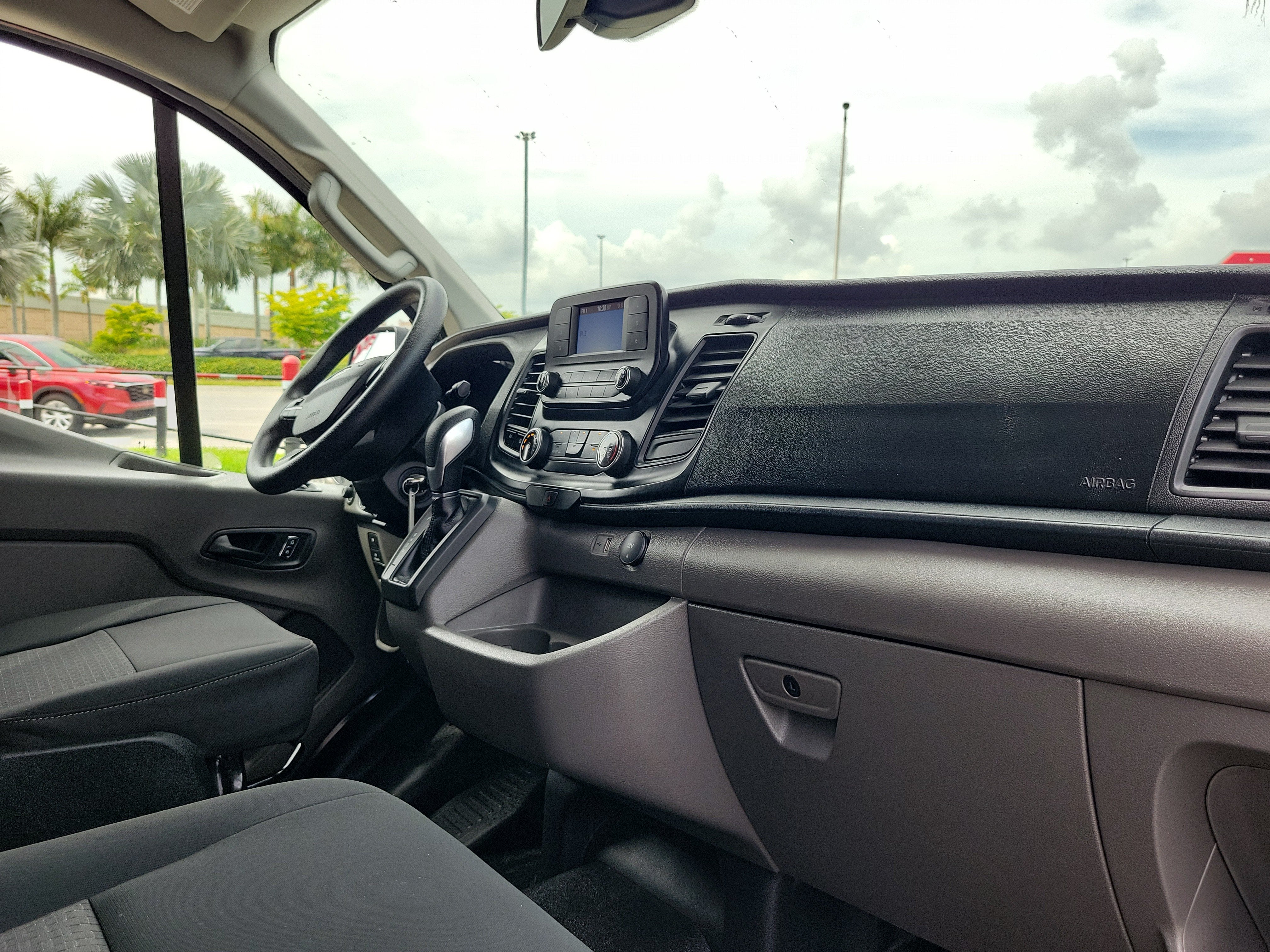 2025 Ford Transit Cargo Van T250