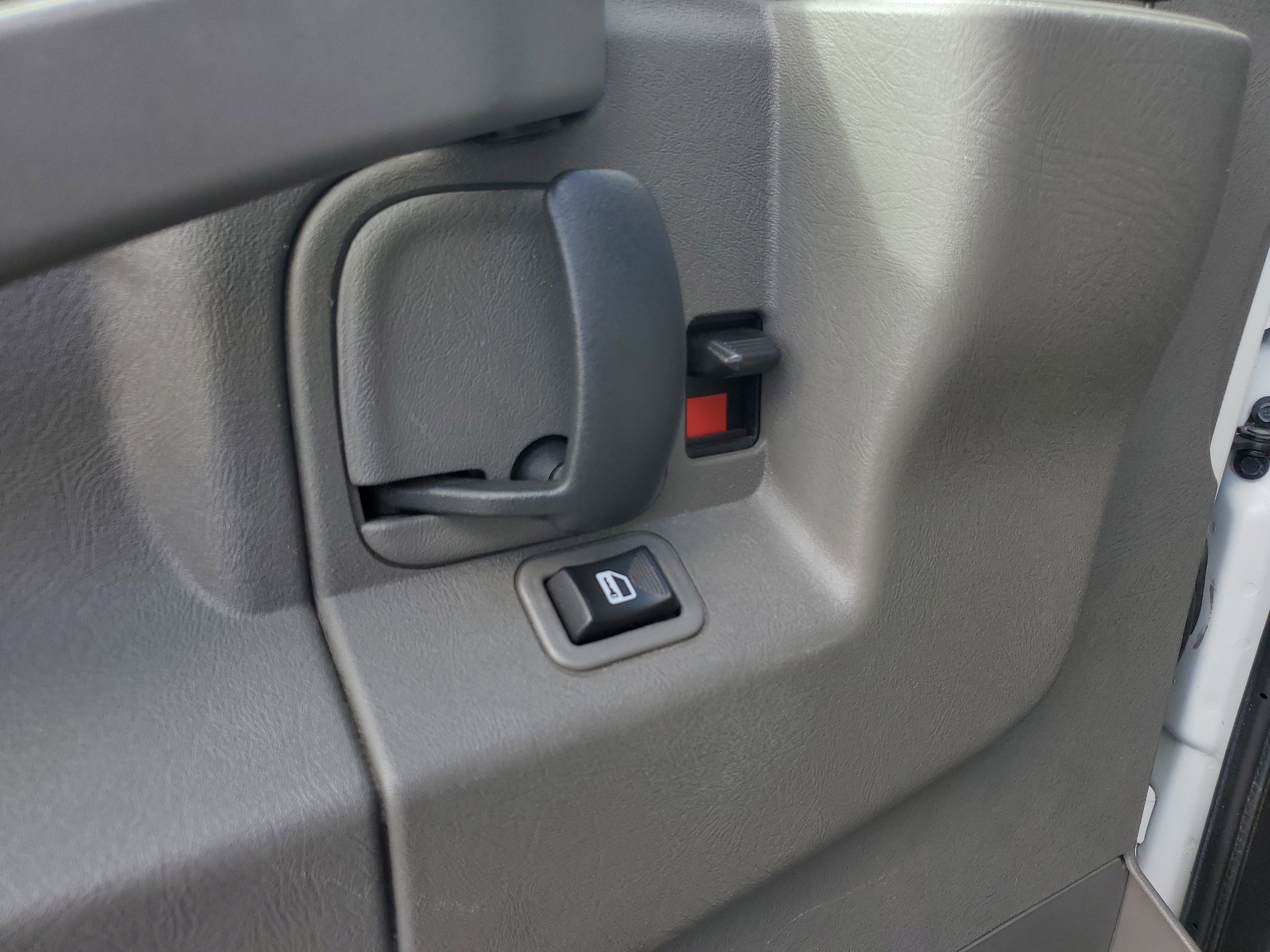 2020 Chevrolet Express Passenger 3500 1LT