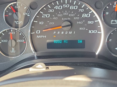 2025 Chevrolet Express Passenger 1LT