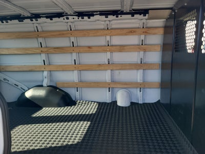 2025 Chevrolet Express Cargo WT