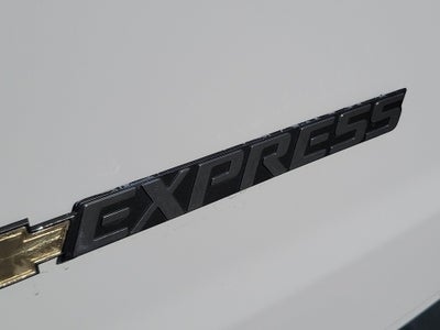 2025 Chevrolet Express Cargo WT