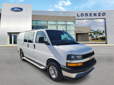 2025 Chevrolet Express Cargo WT