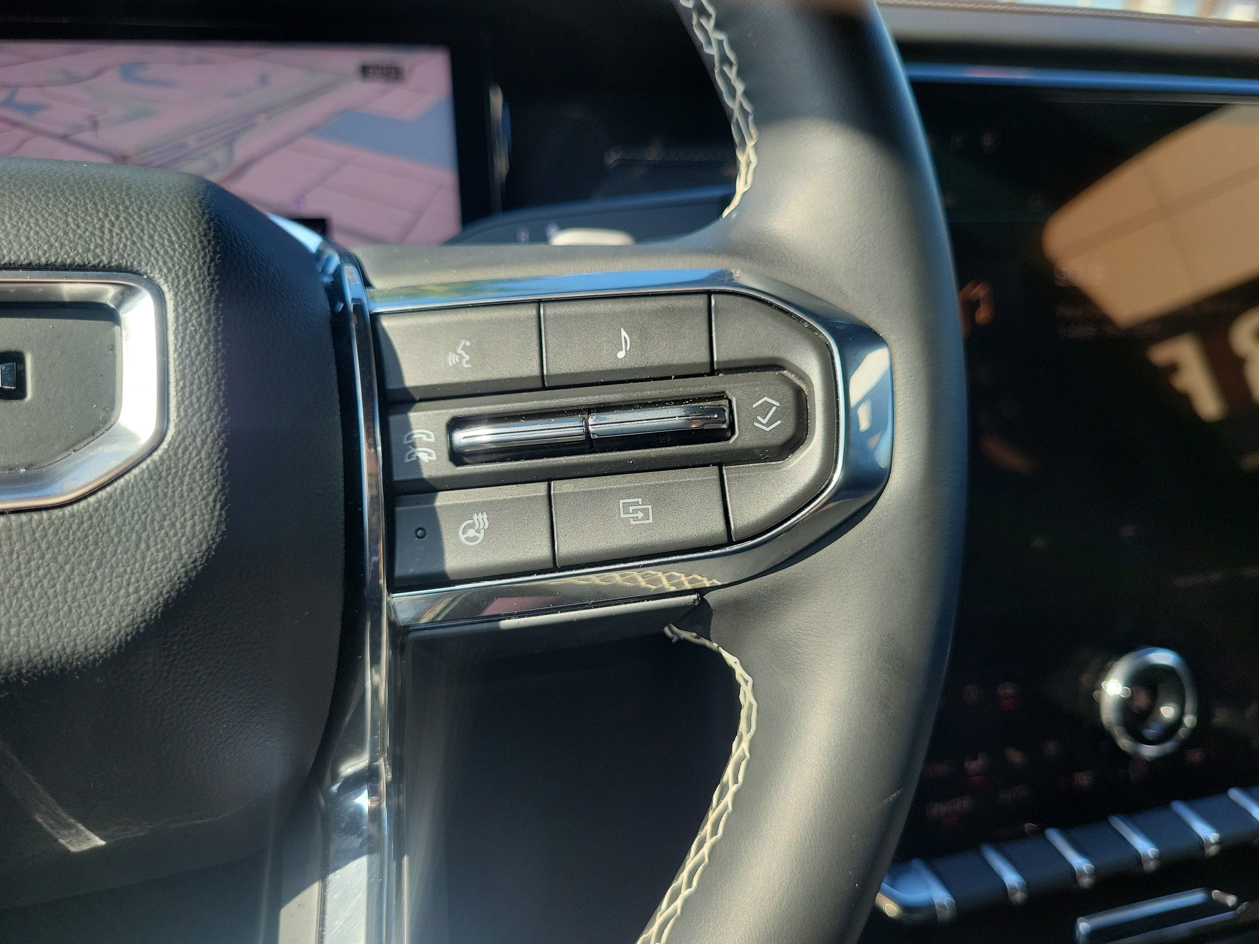 2024 GMC Acadia Denali