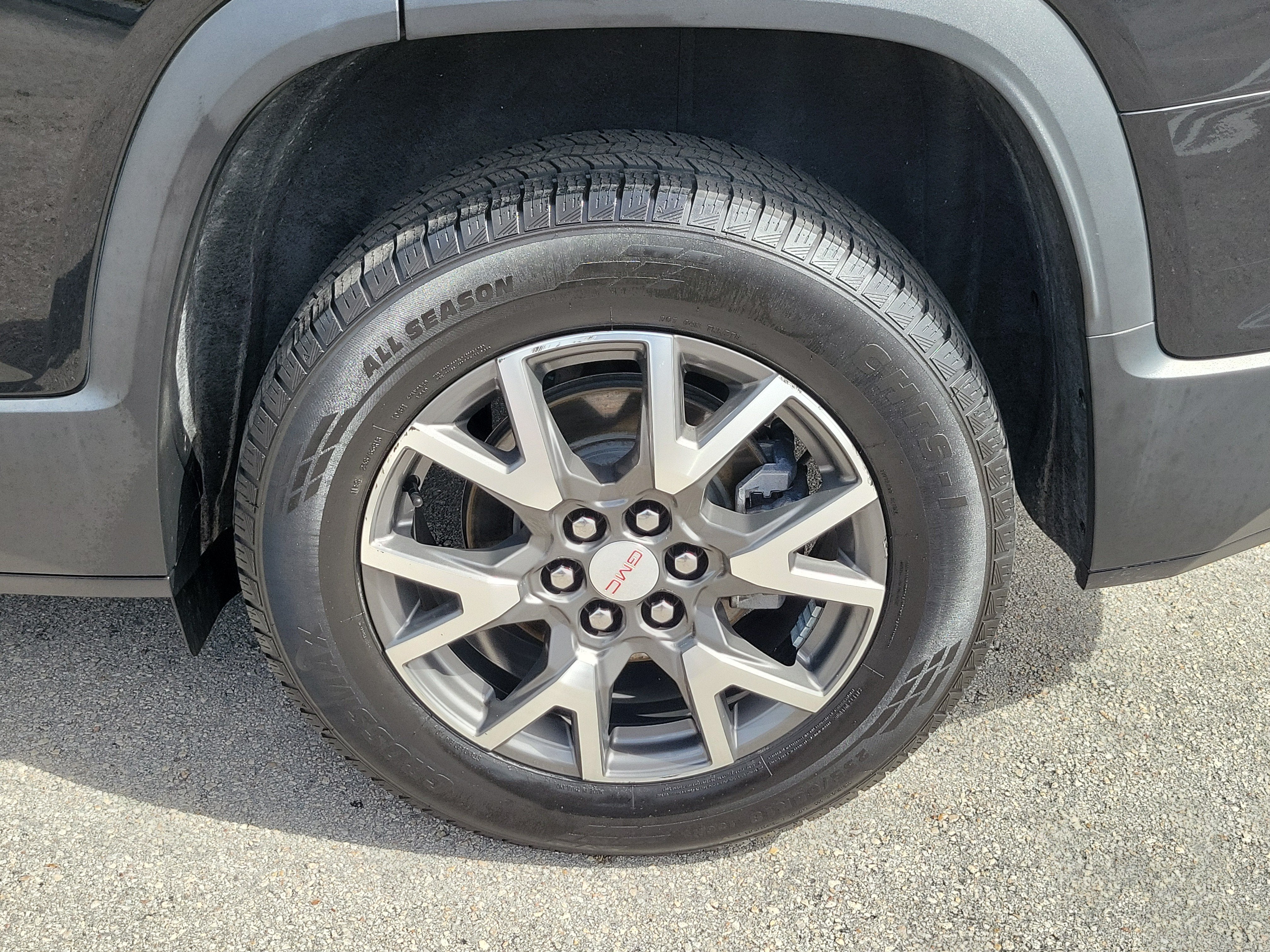 2023 GMC Acadia SLE