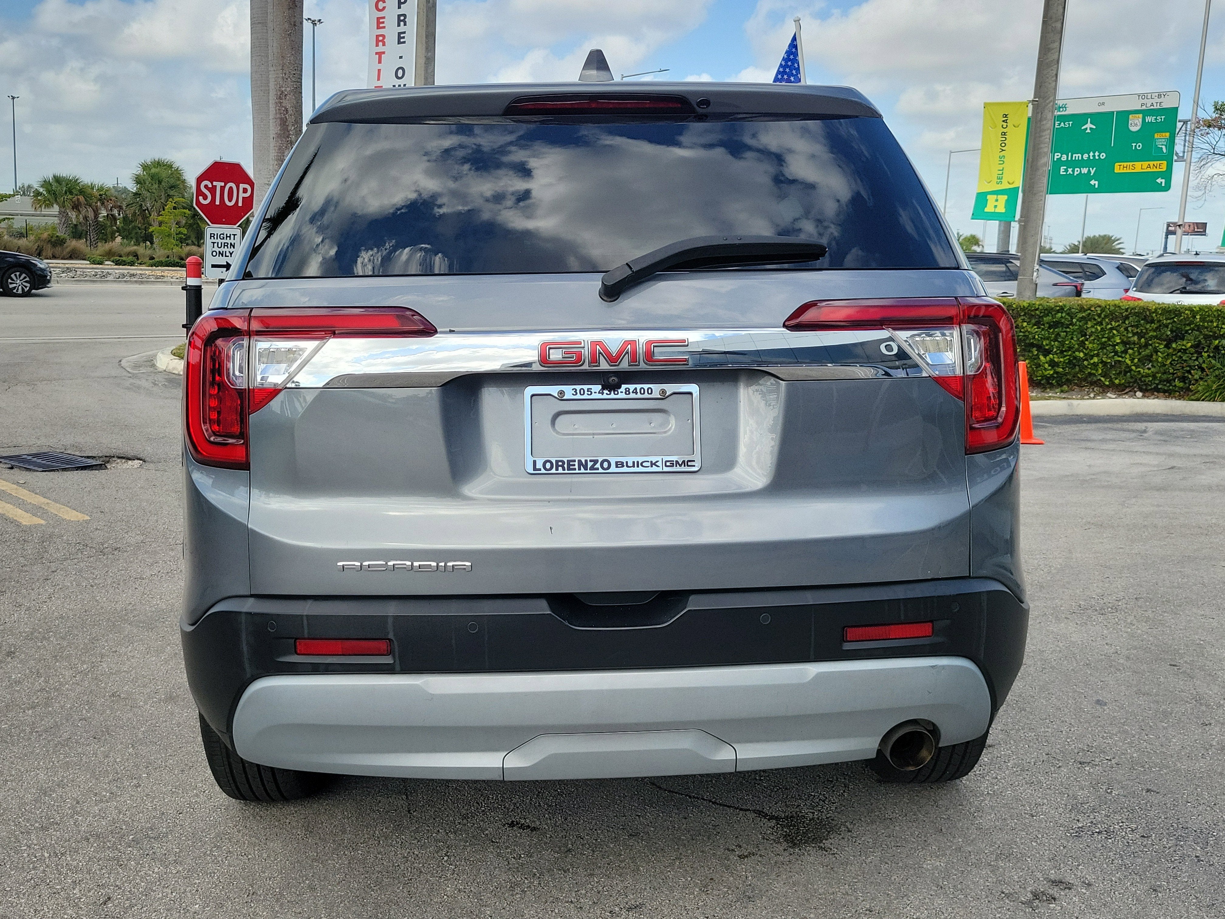 2020 GMC Acadia SLE