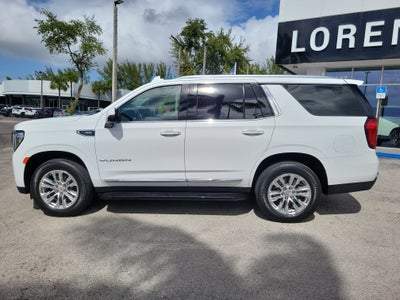 2023 GMC Yukon SLT