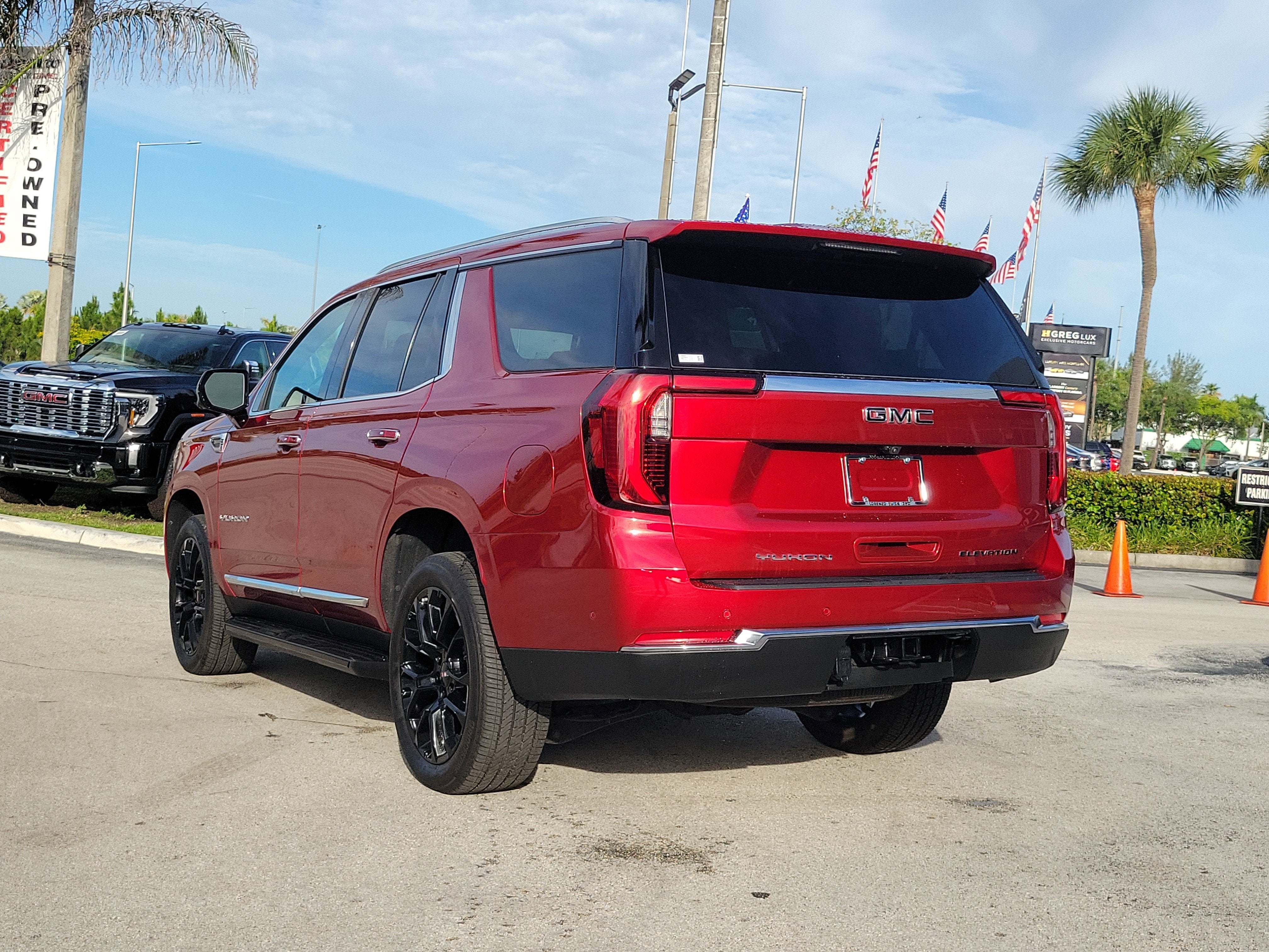 2025 GMC Yukon Elevation