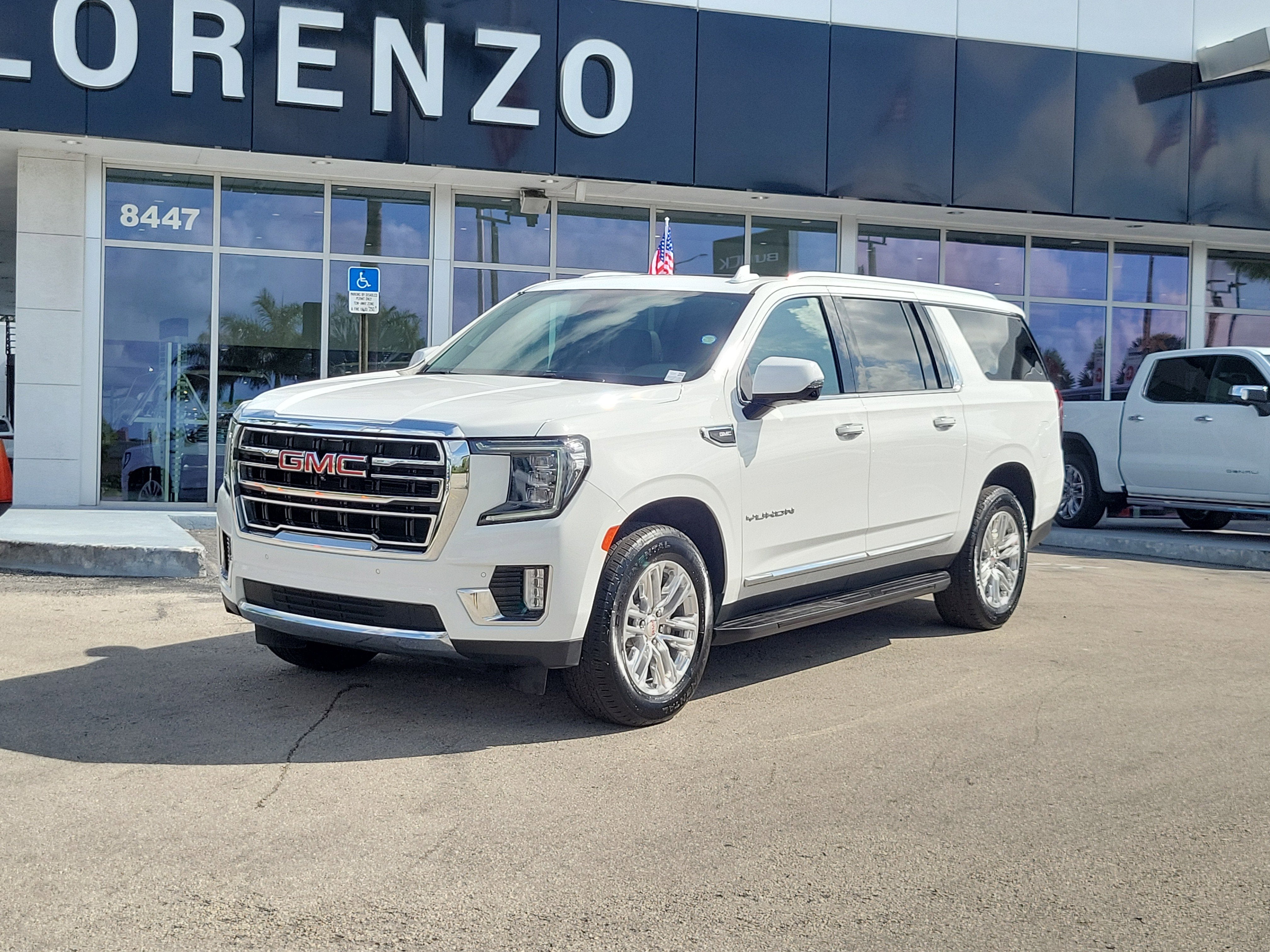 2024 GMC Yukon XL SLT