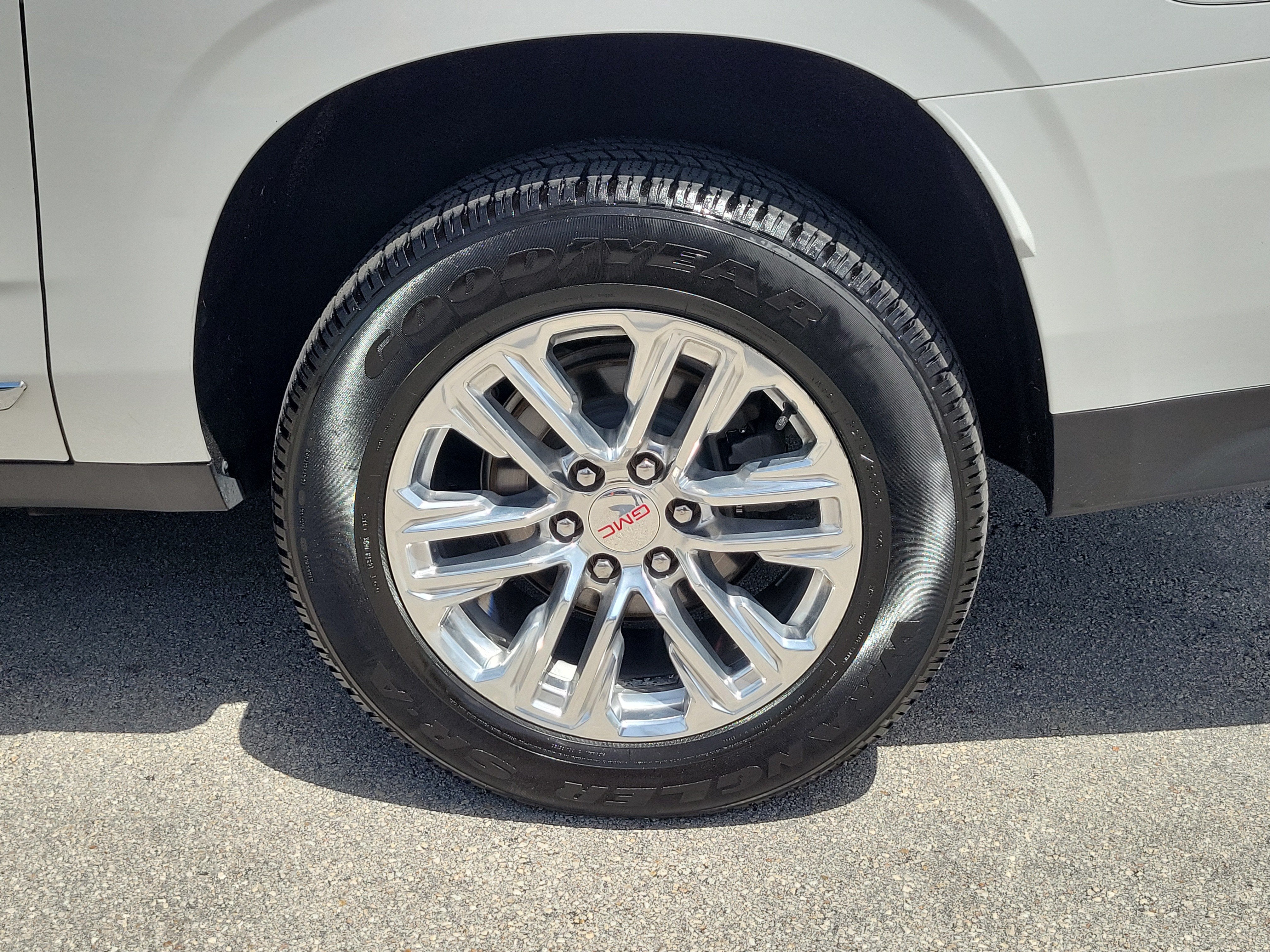 2021 GMC Yukon XL SLT