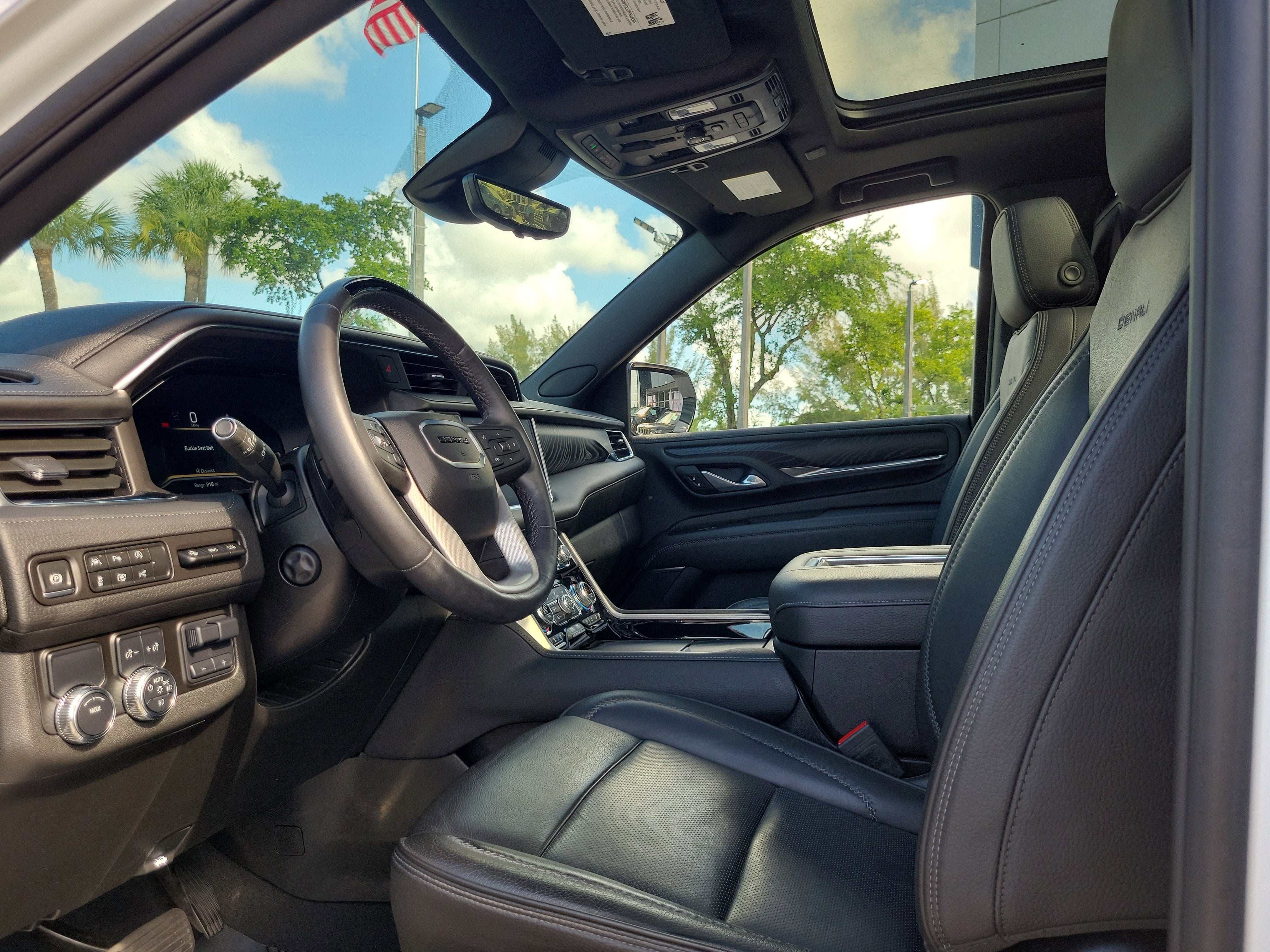 2024 GMC Yukon XL Denali