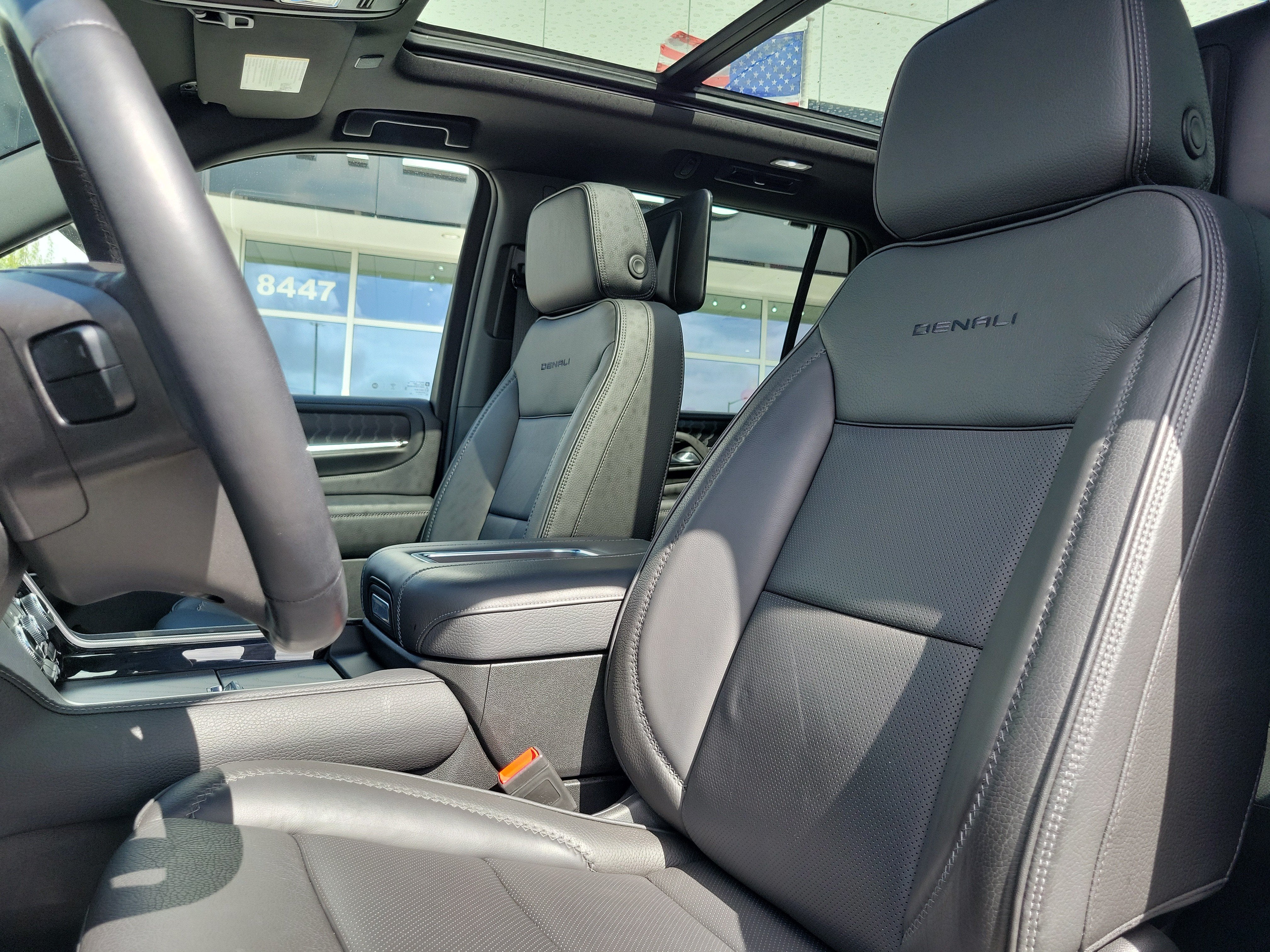 2023 GMC Yukon Denali