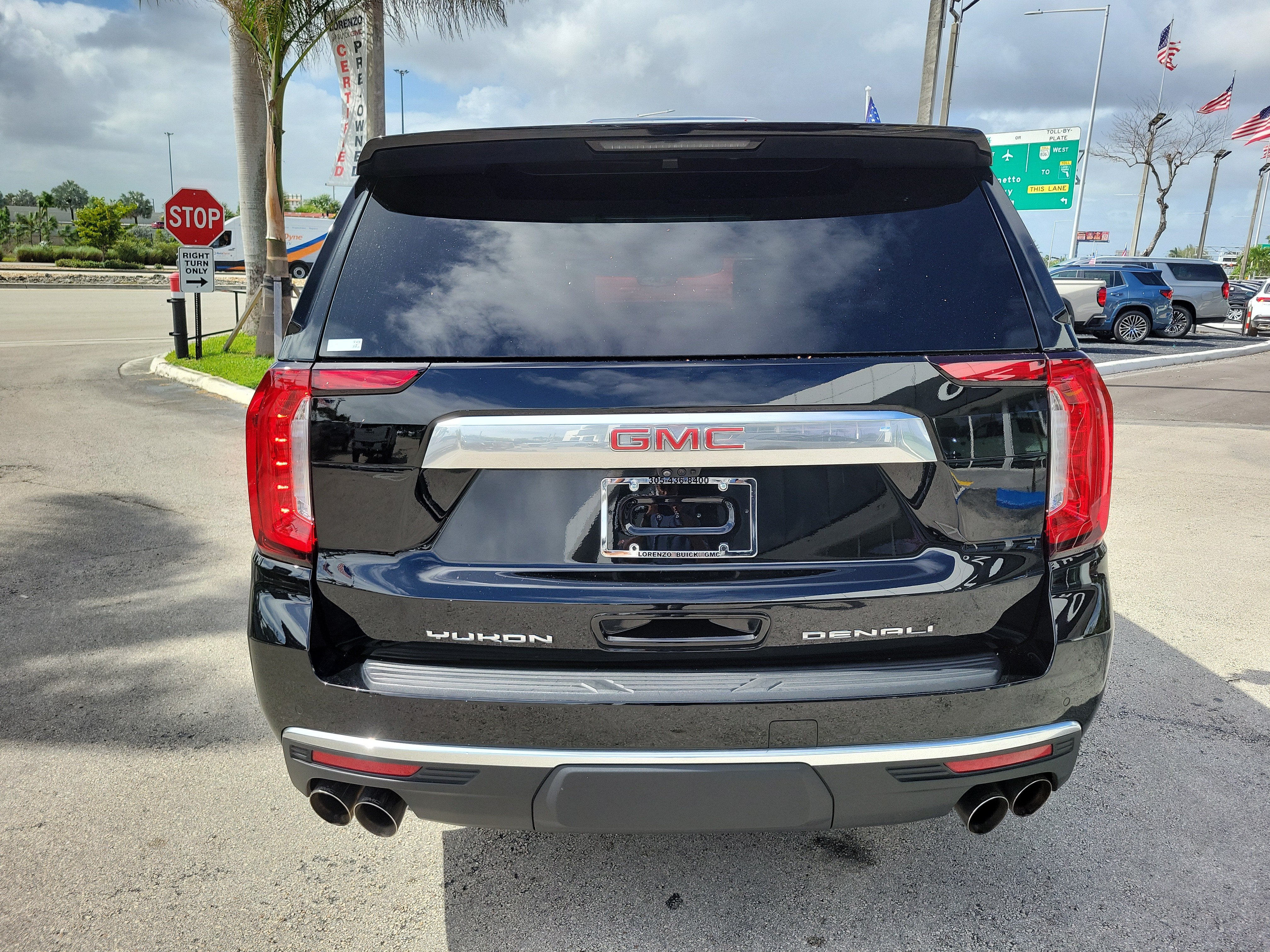 2023 GMC Yukon Denali