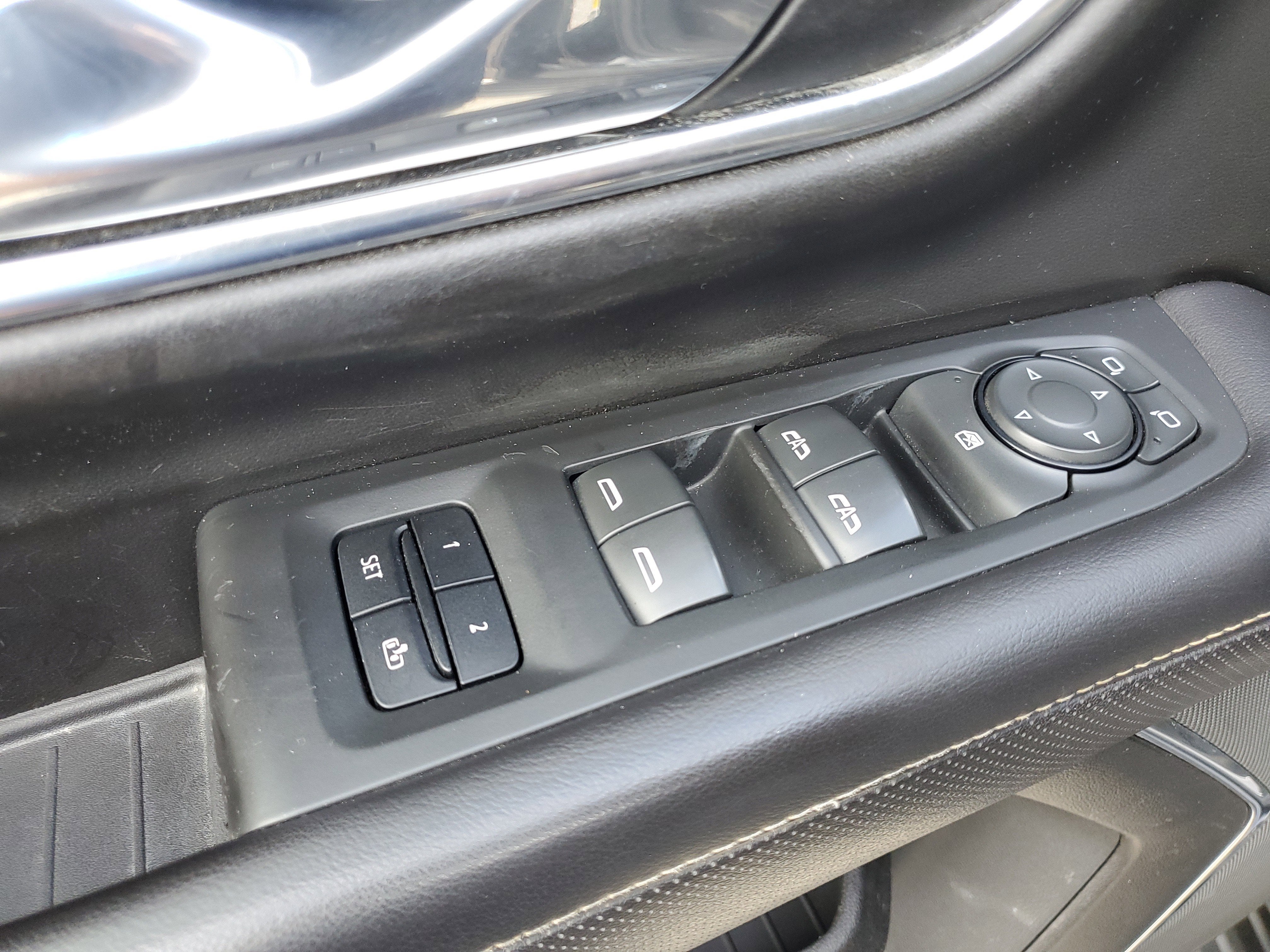 2021 GMC Yukon XL SLT