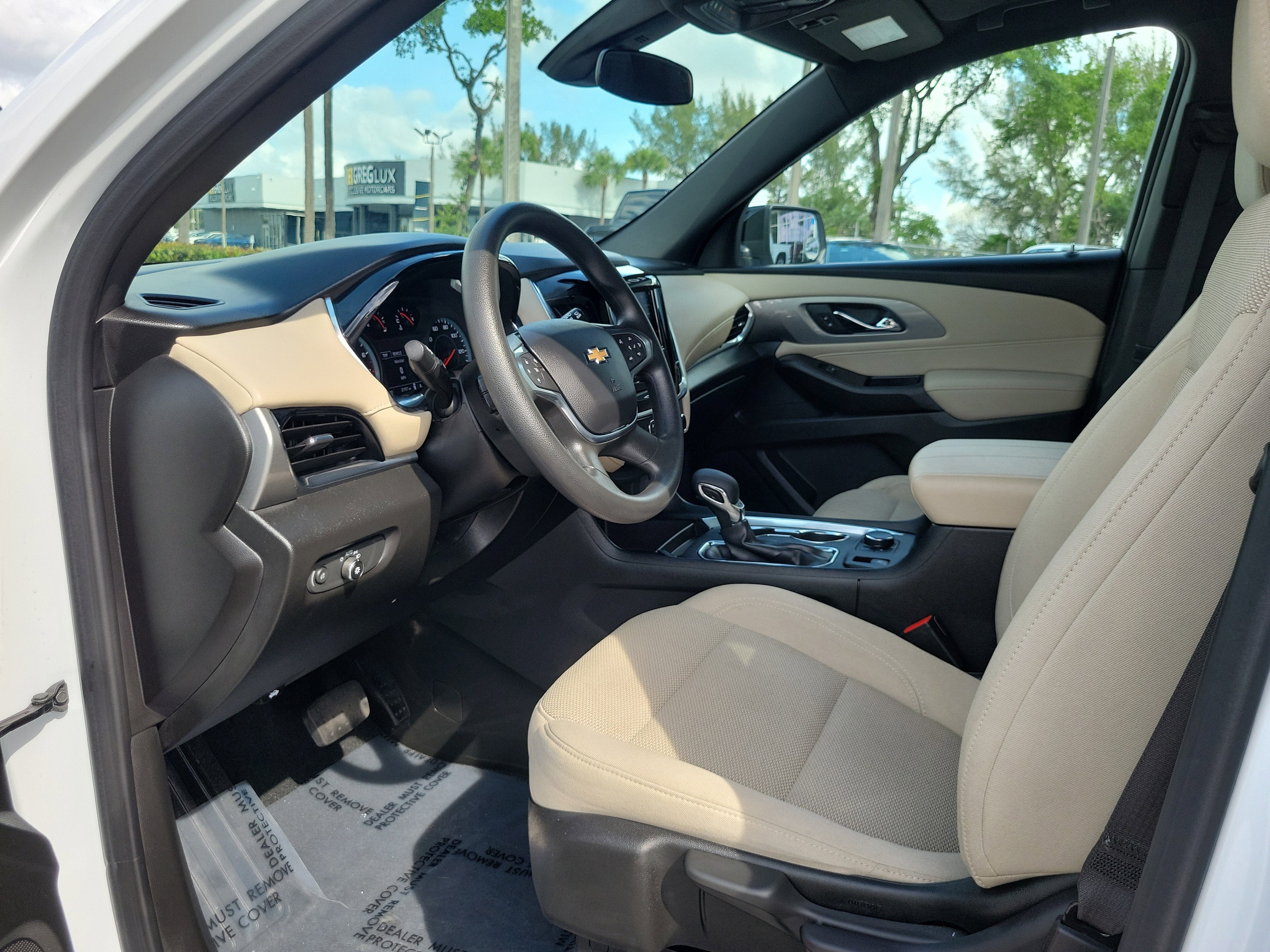 2023 Chevrolet Traverse LS