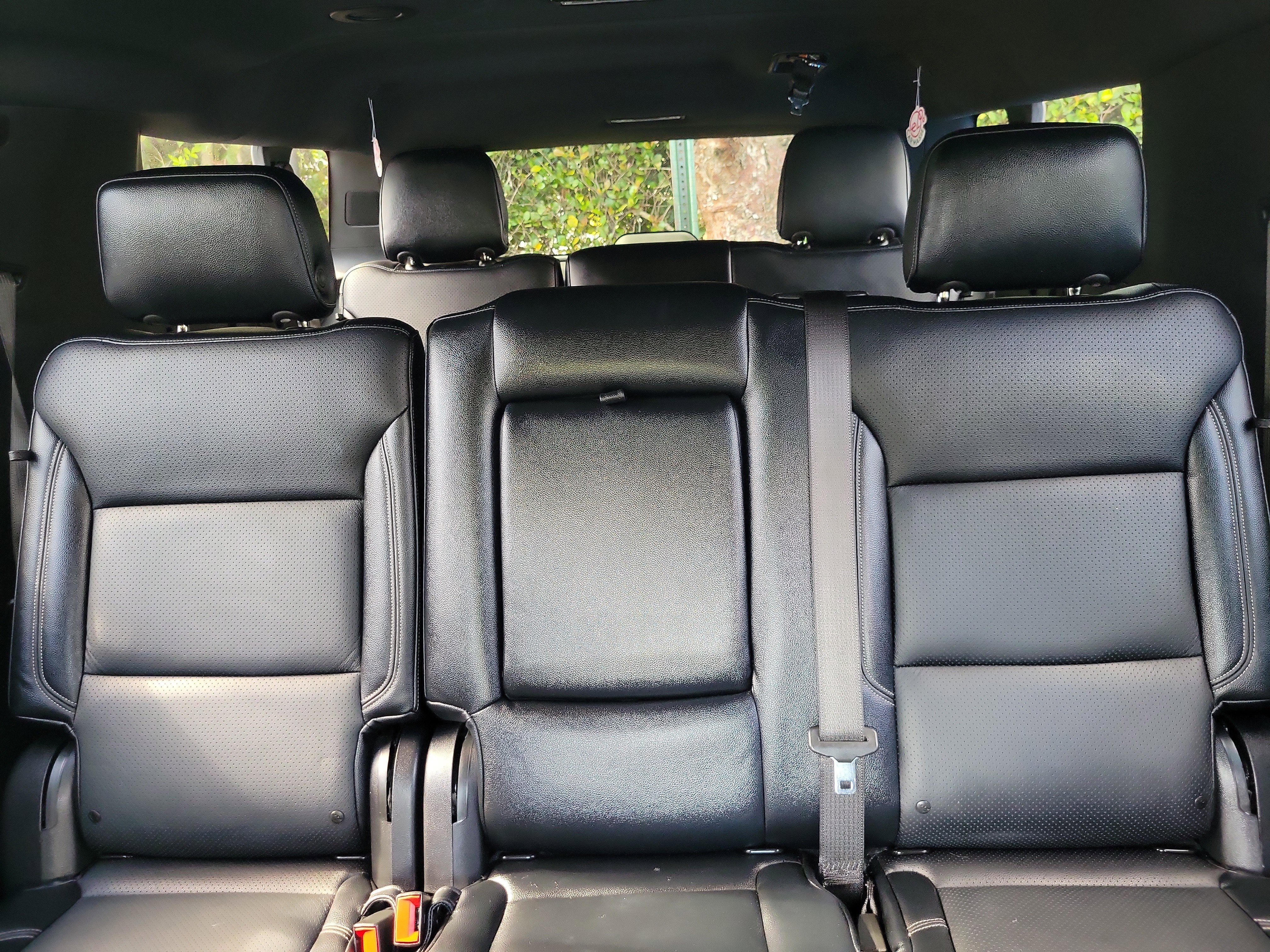 2025 Chevrolet Suburban LS