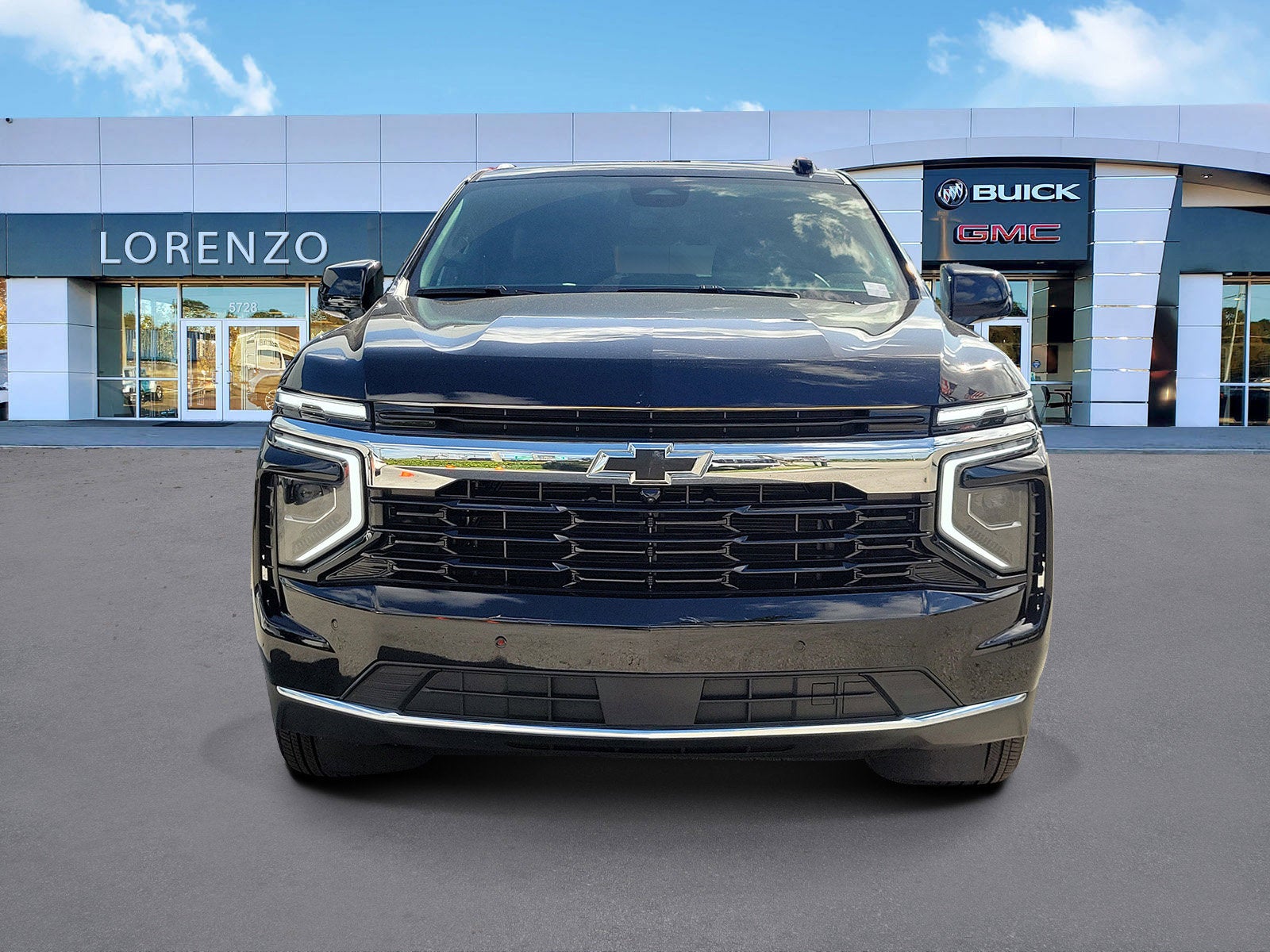 2025 Chevrolet Suburban LS