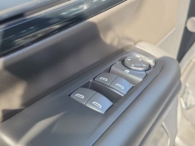 2025 Chevrolet Suburban LS