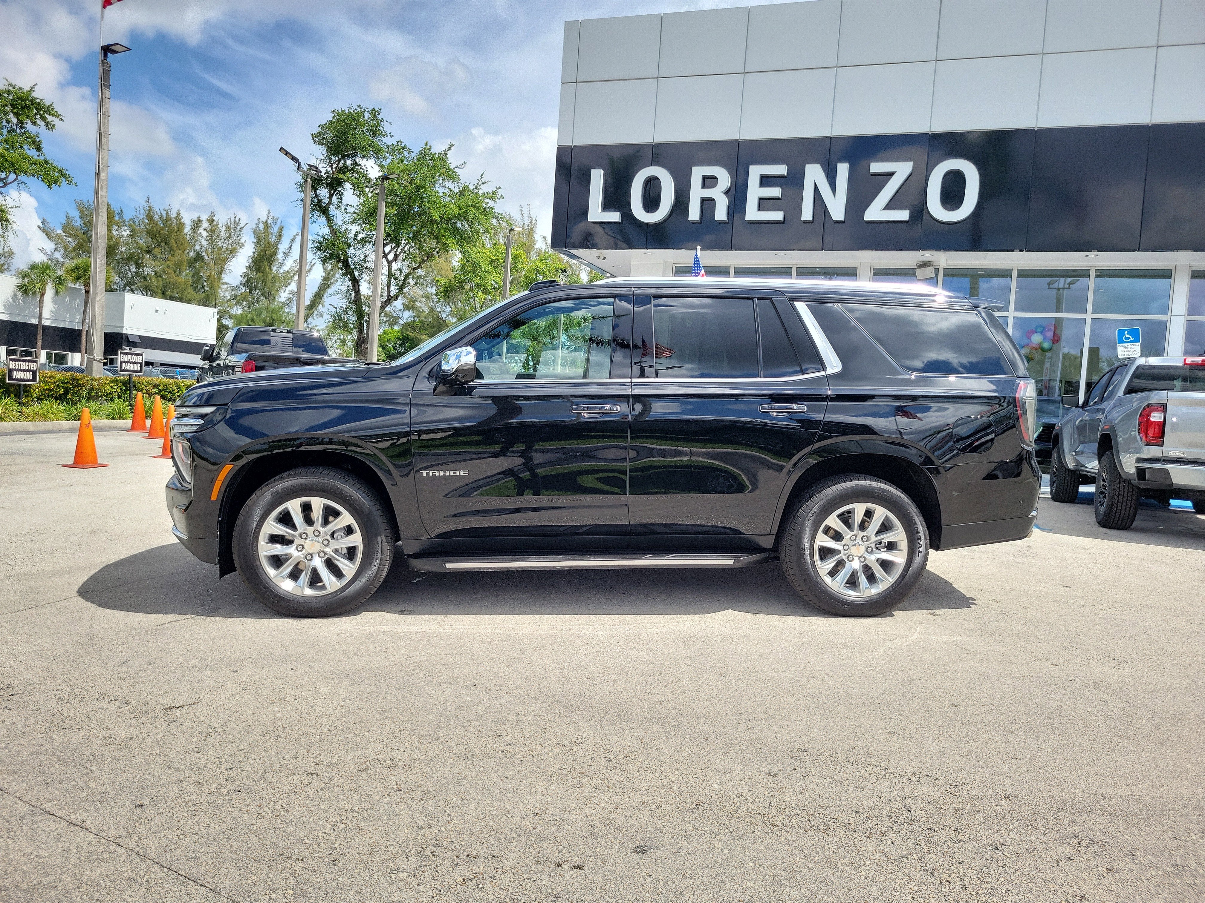 2025 Chevrolet Tahoe Premier