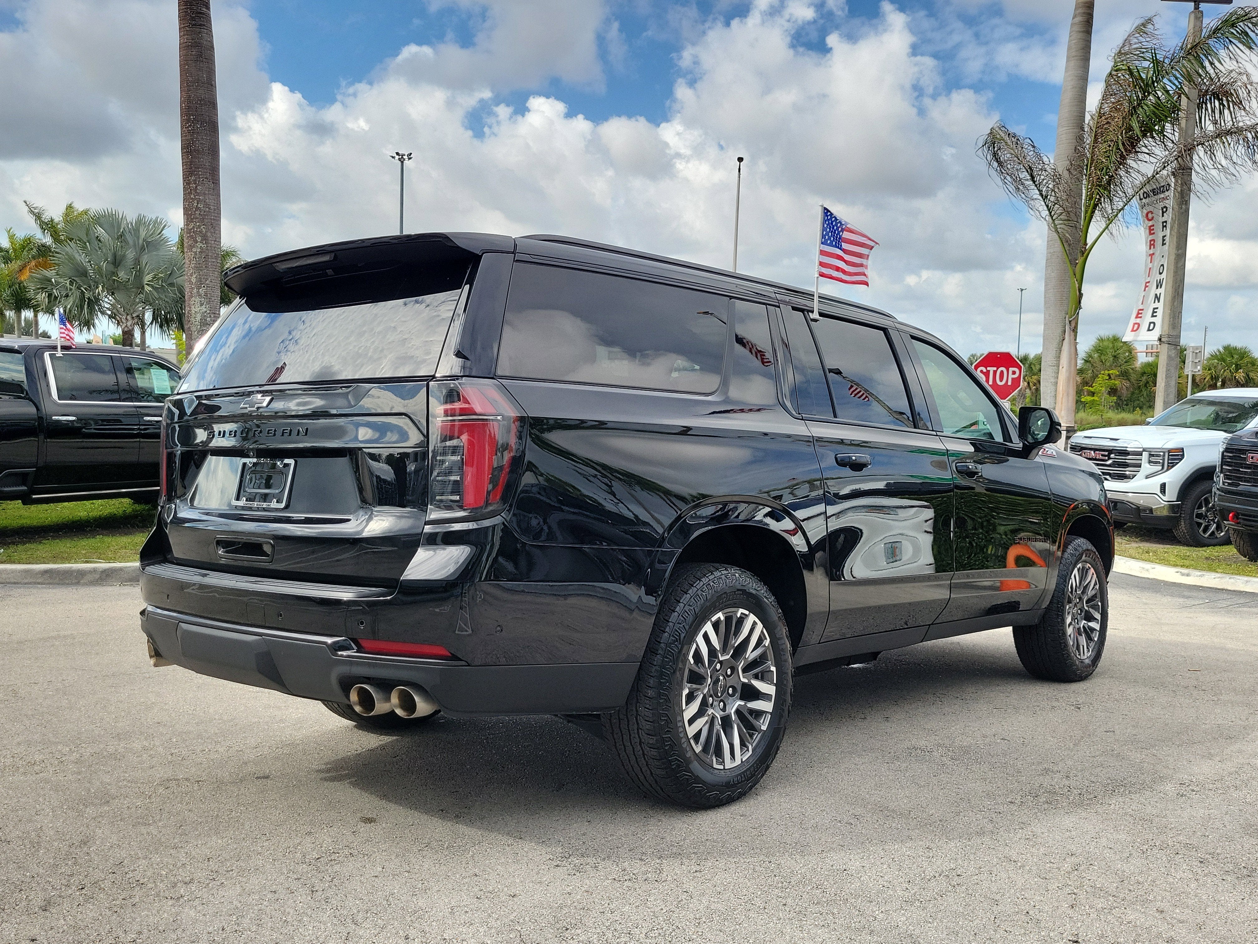 2025 Chevrolet Suburban Z71