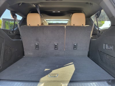 2024 Chevrolet Suburban Premier