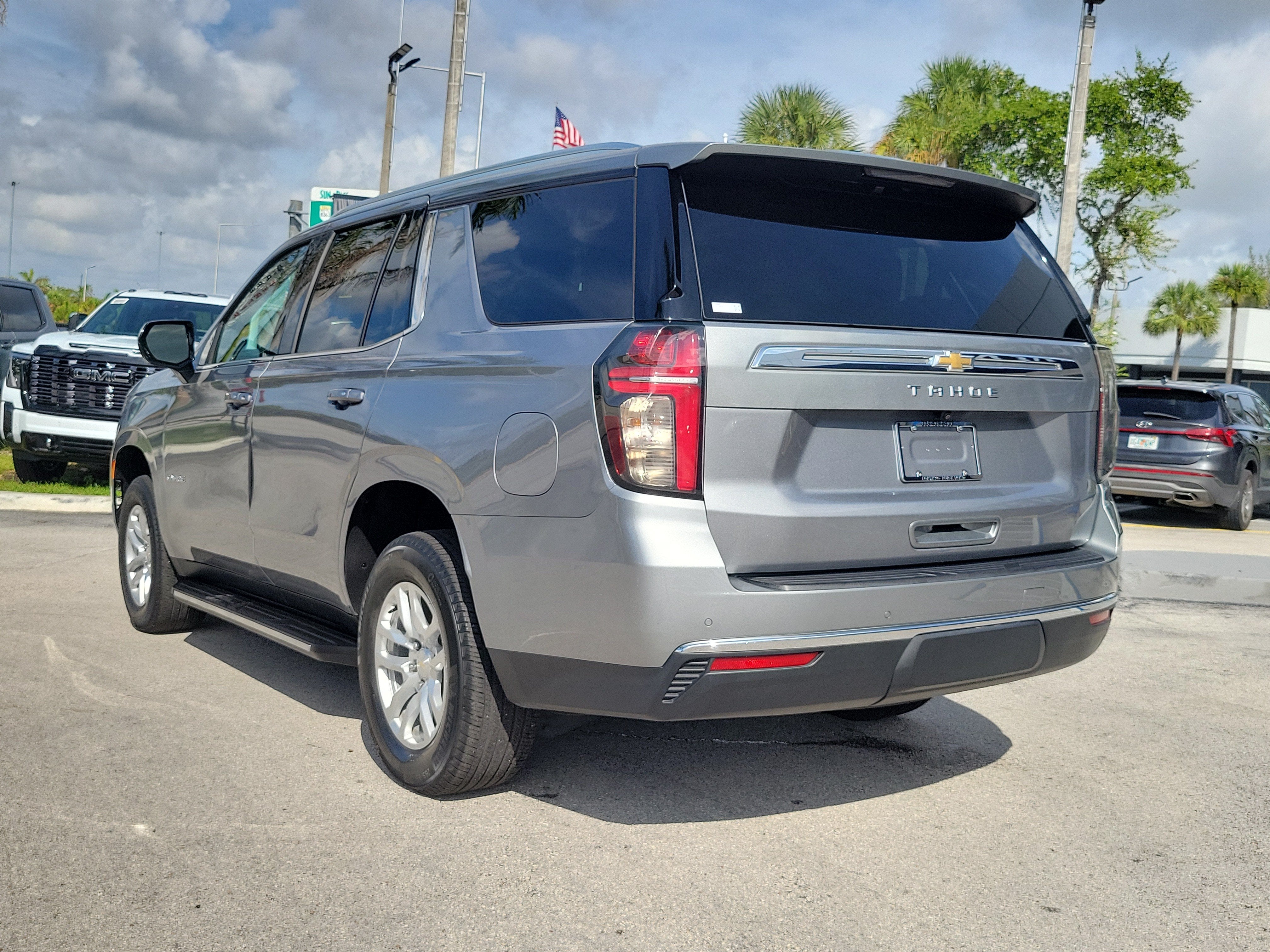 2023 Chevrolet Tahoe LS