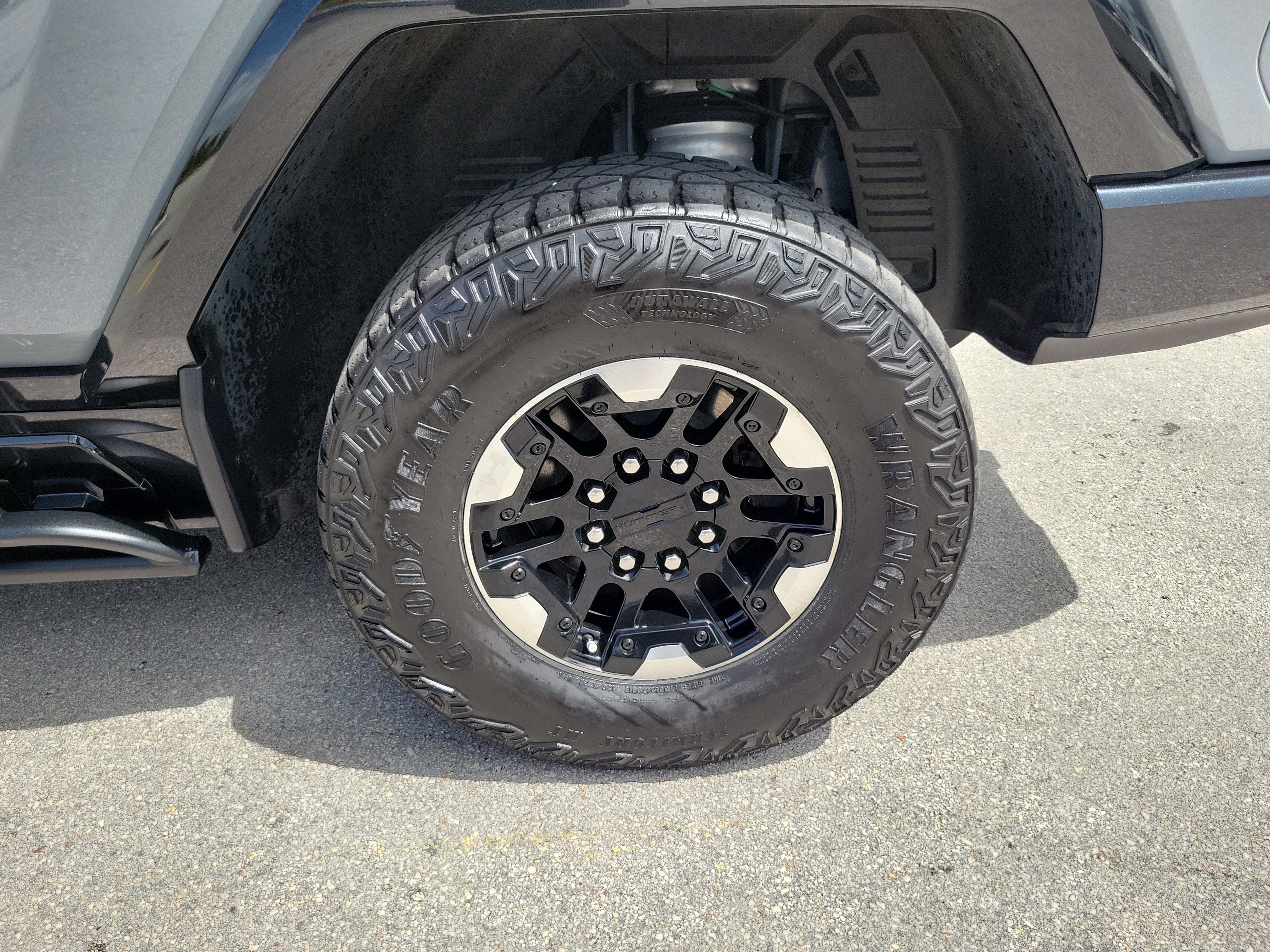 2025 GMC HUMMER EV Pickup 2X