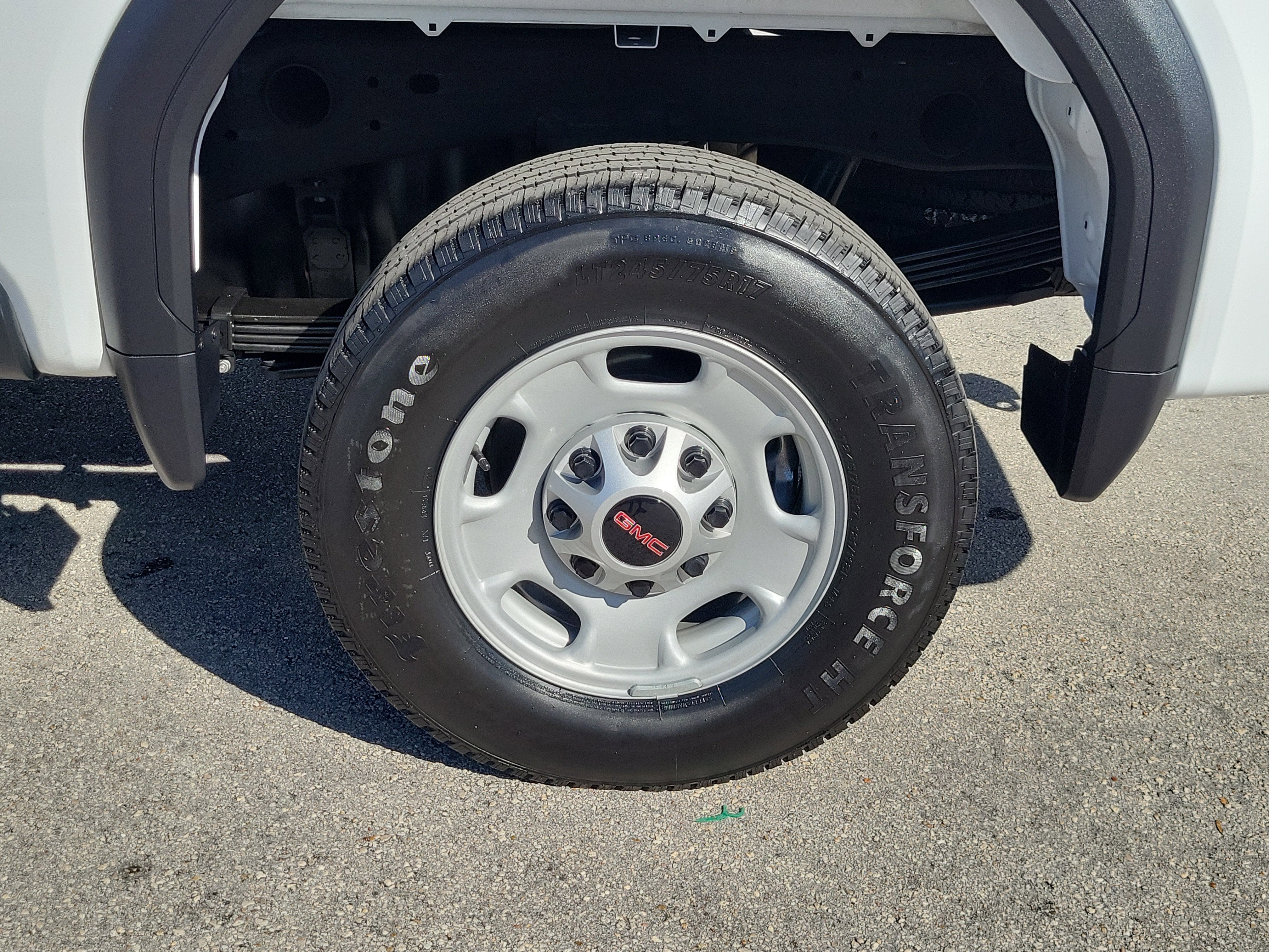 2024 GMC Sierra 2500 HD Pro