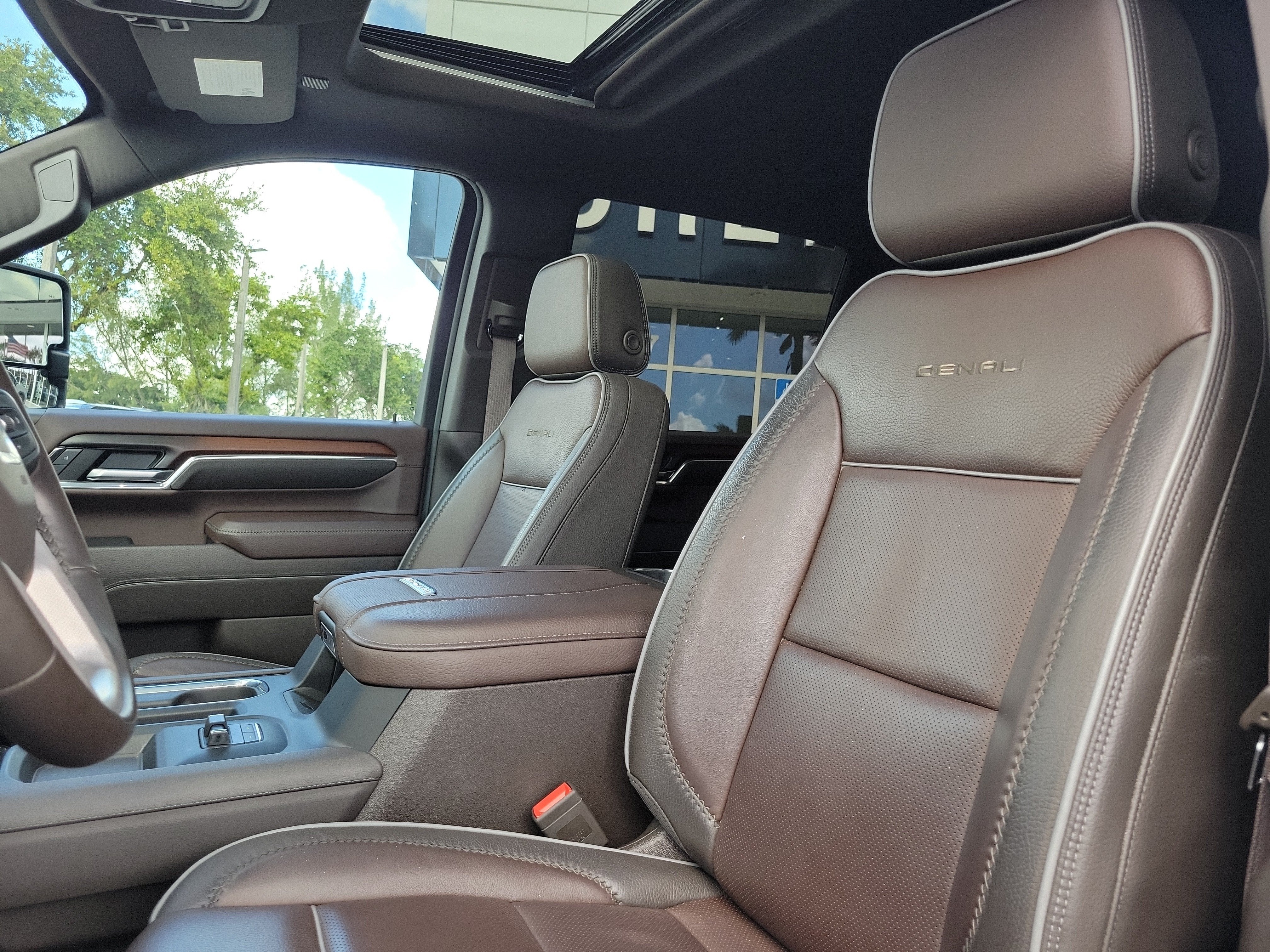 2024 GMC Sierra 2500 HD Denali