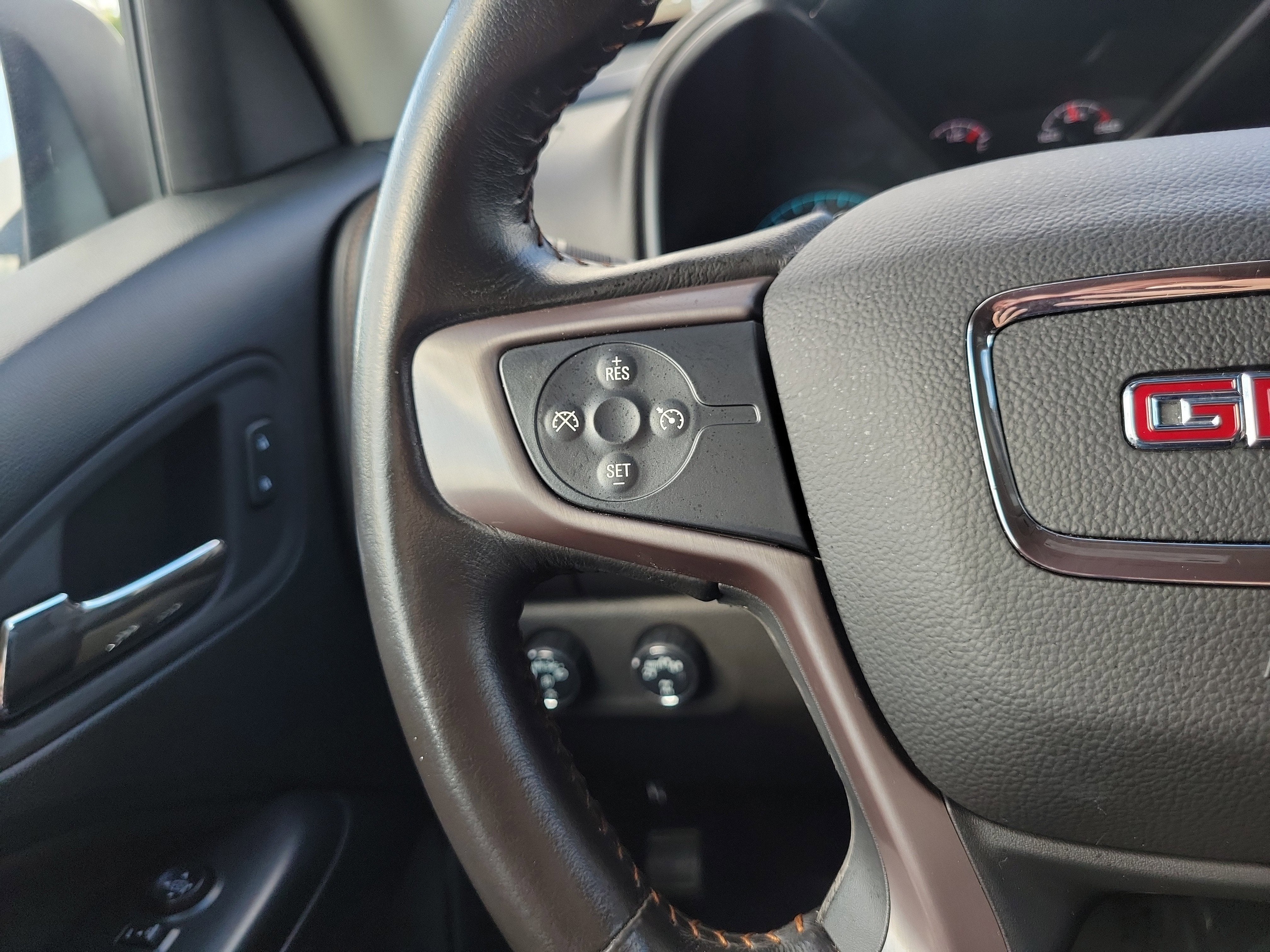 2022 GMC Canyon AT4 - Cloth