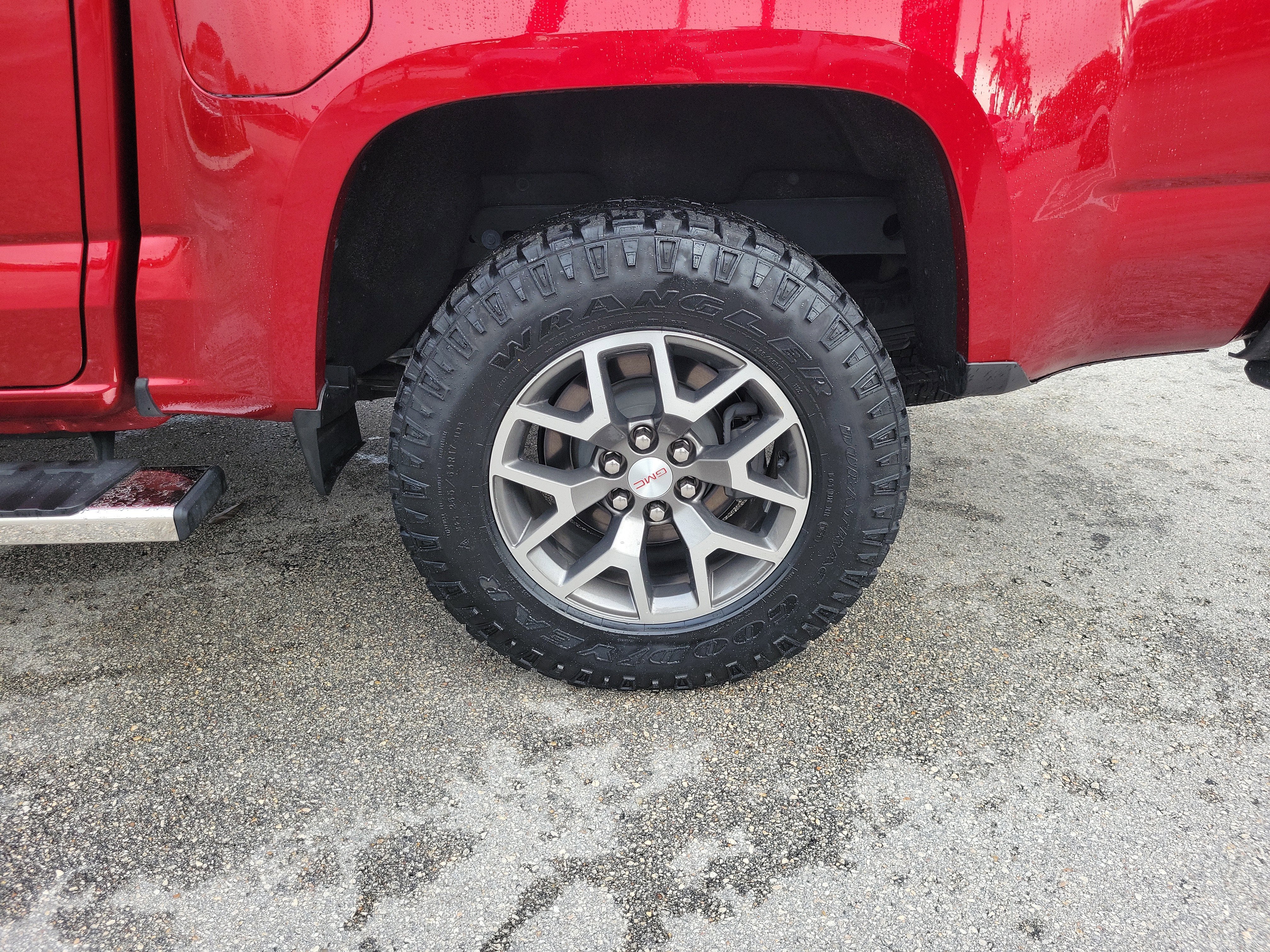 2021 GMC Canyon AT4 - Leather