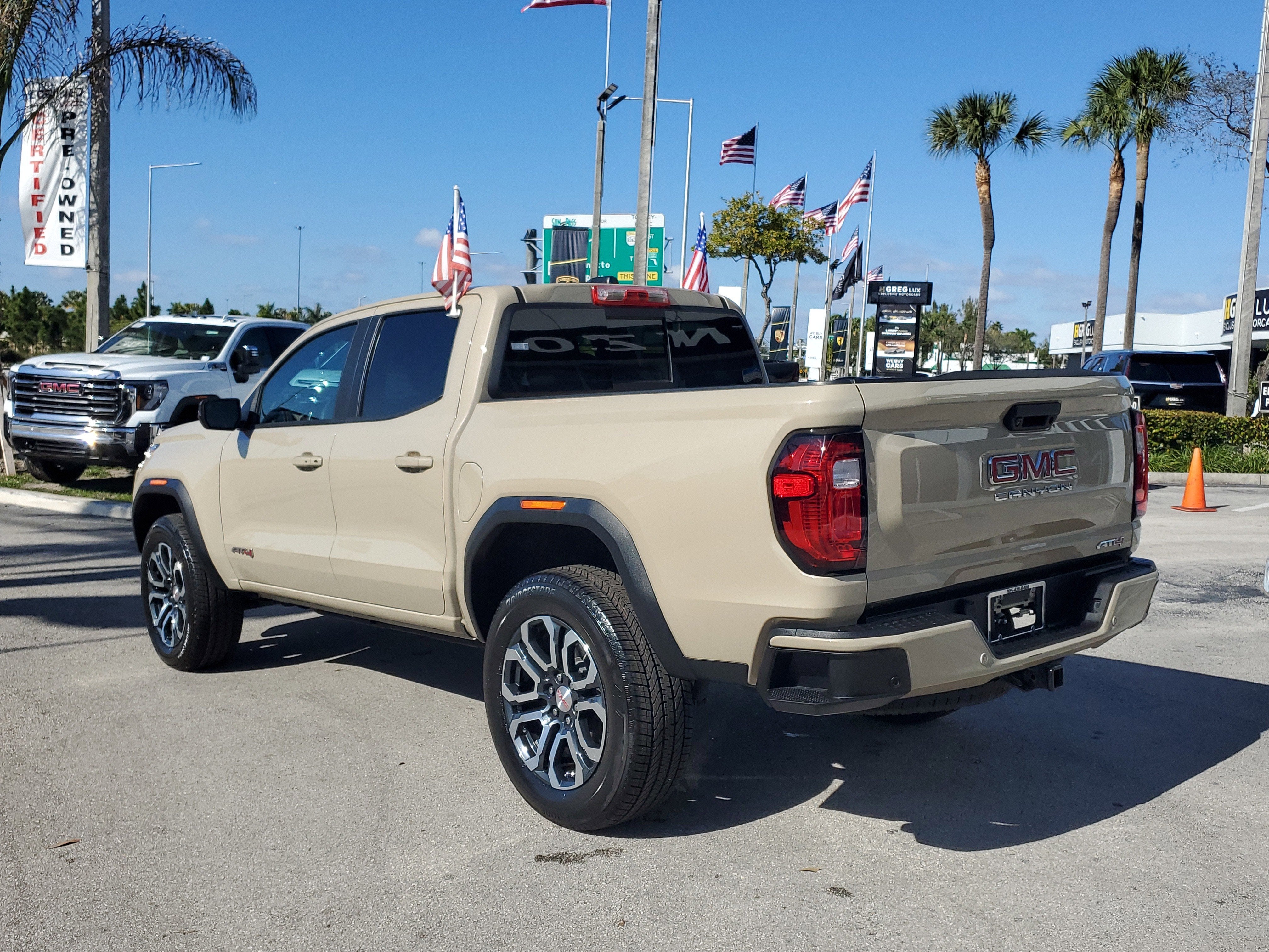 2023 GMC Canyon AT4
