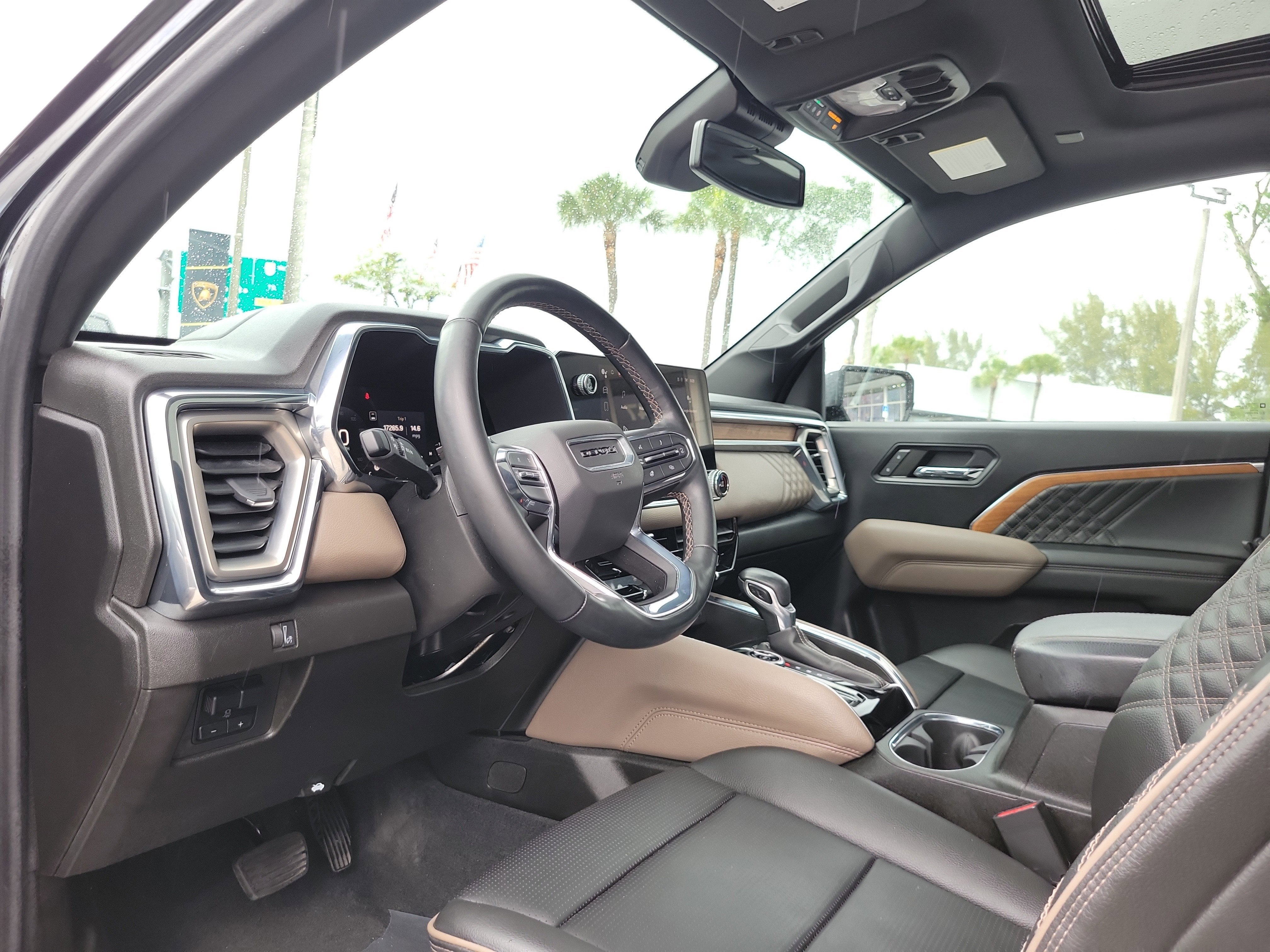 2023 GMC Canyon Denali