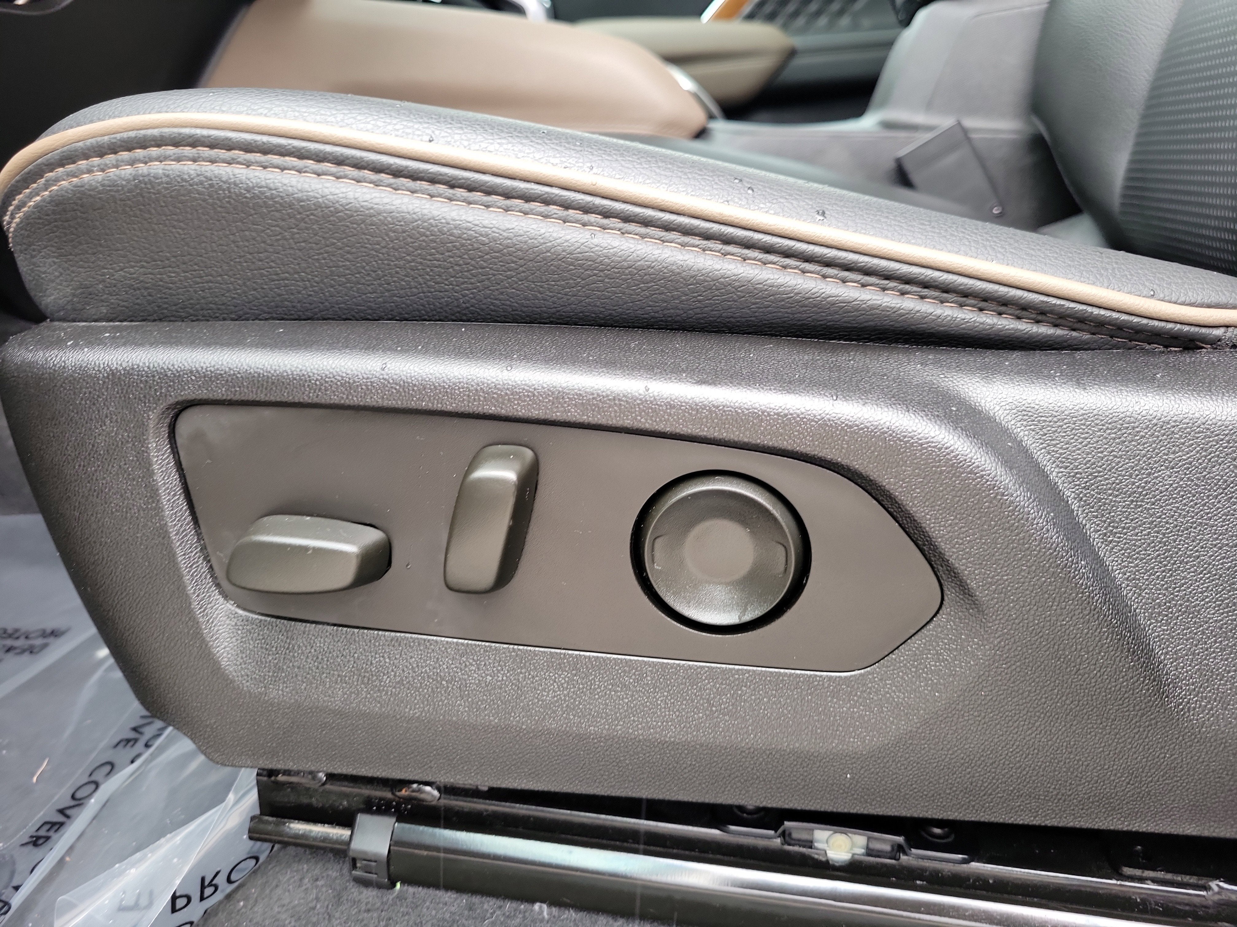 2023 GMC Canyon Denali