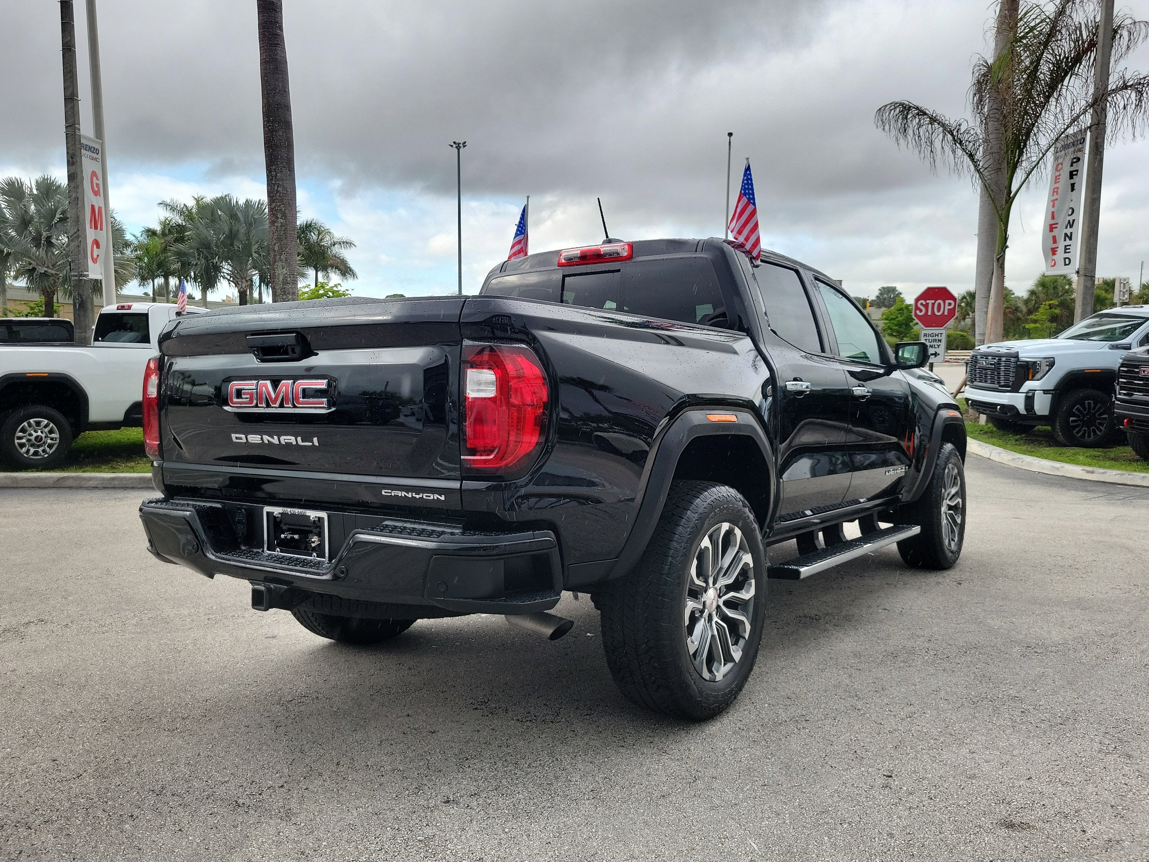 2023 GMC Canyon Denali