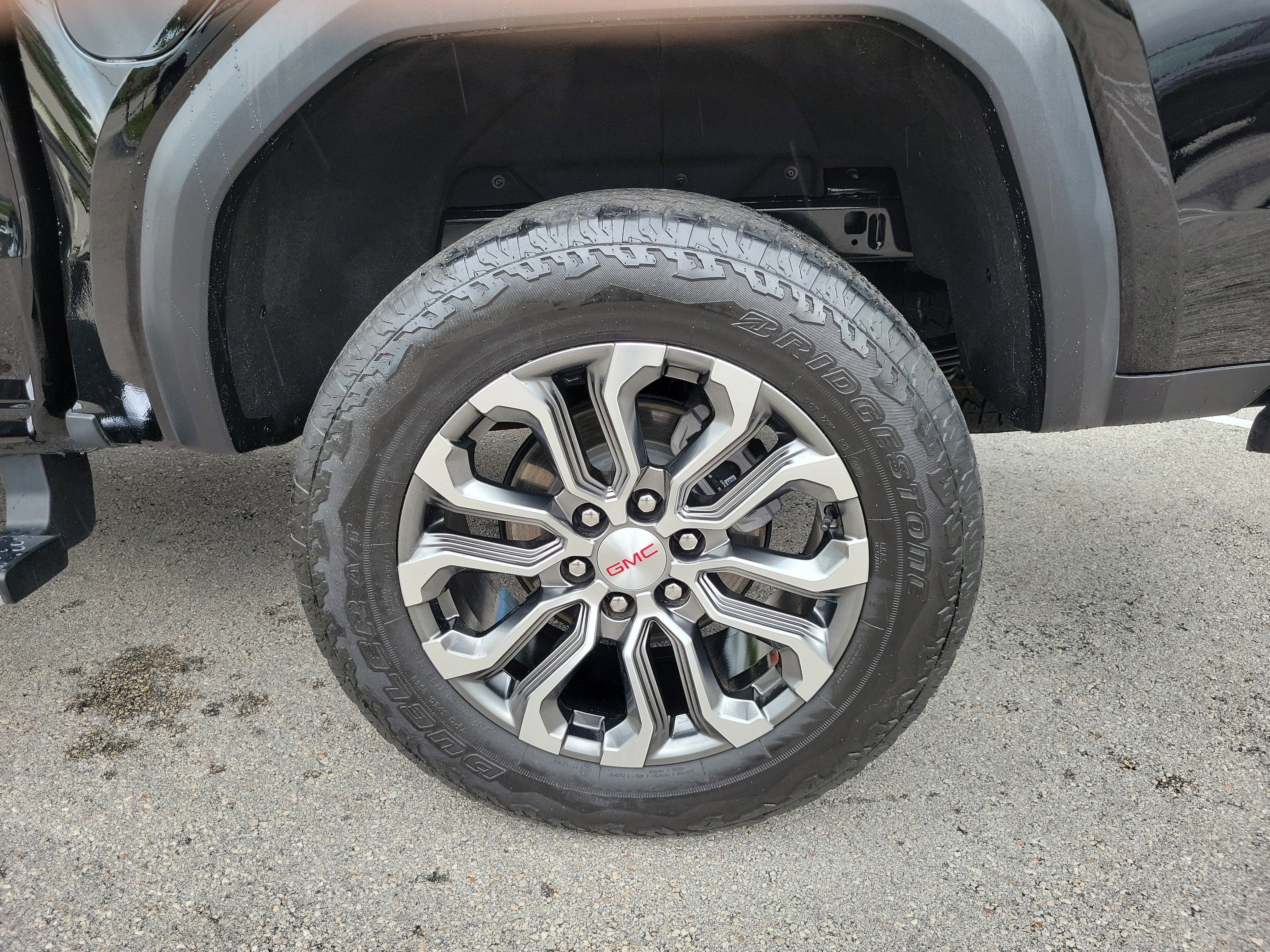 2023 GMC Canyon Denali