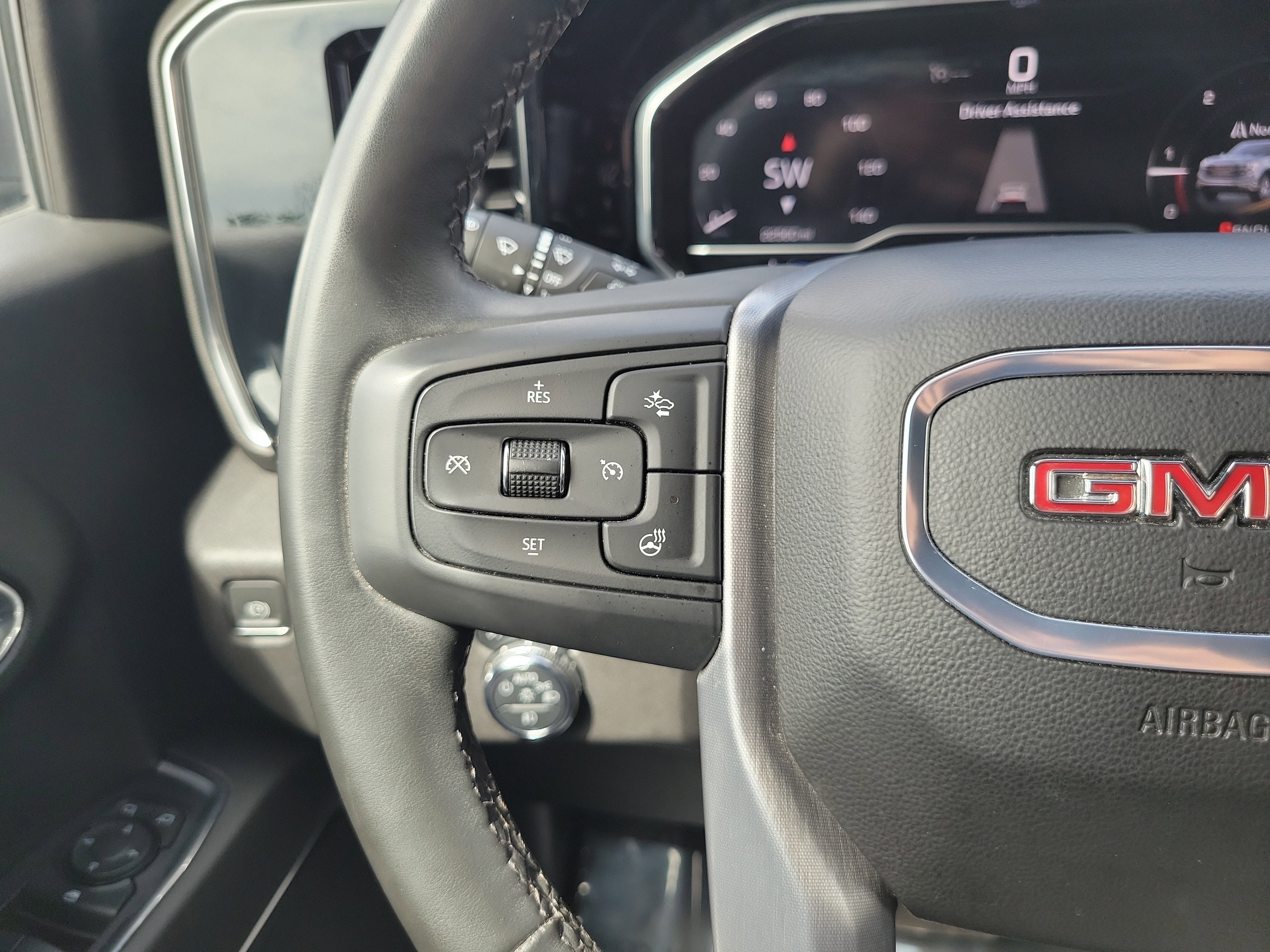2024 GMC Sierra 1500 Elevation