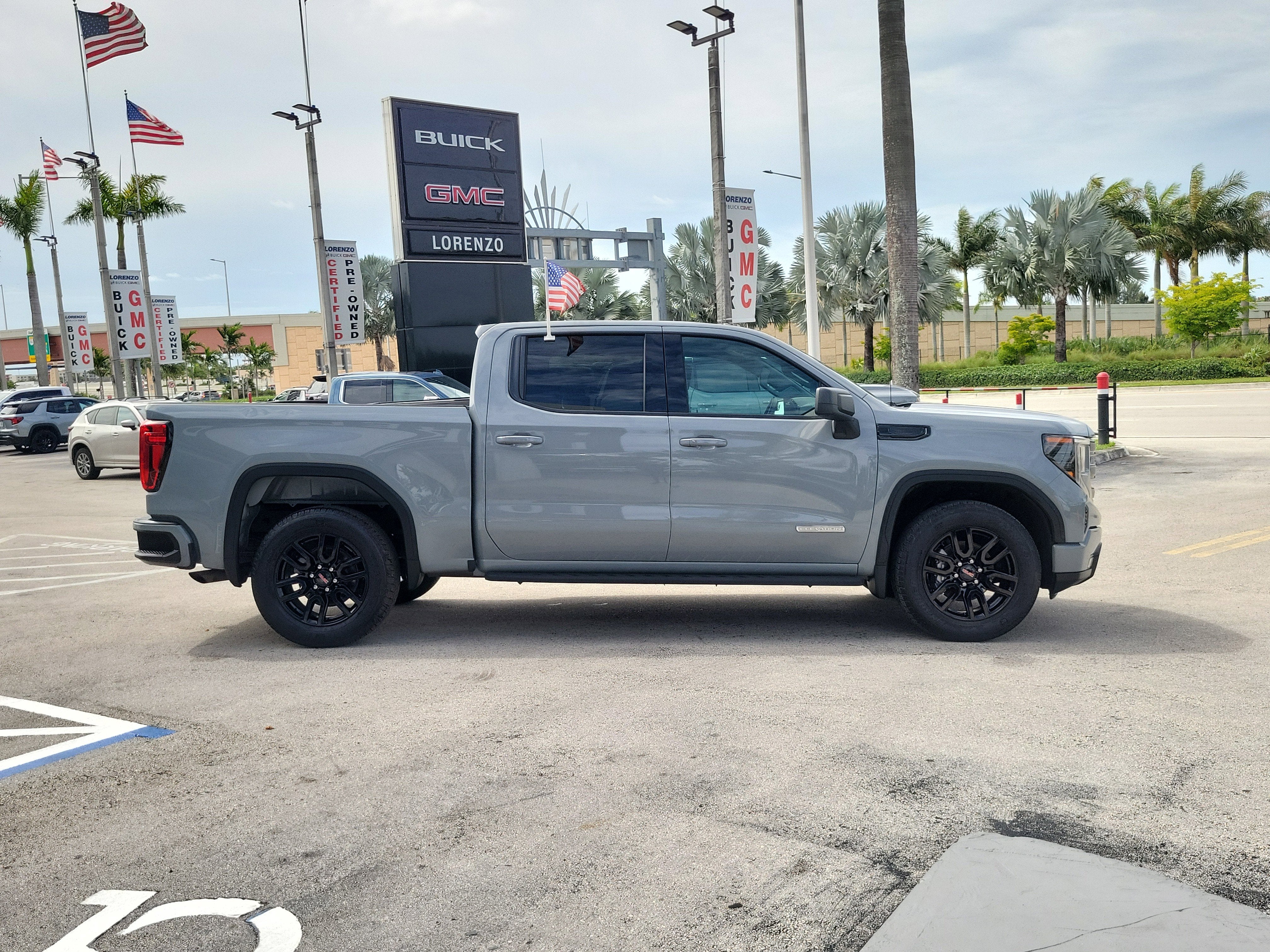 2024 GMC Sierra 1500 Elevation