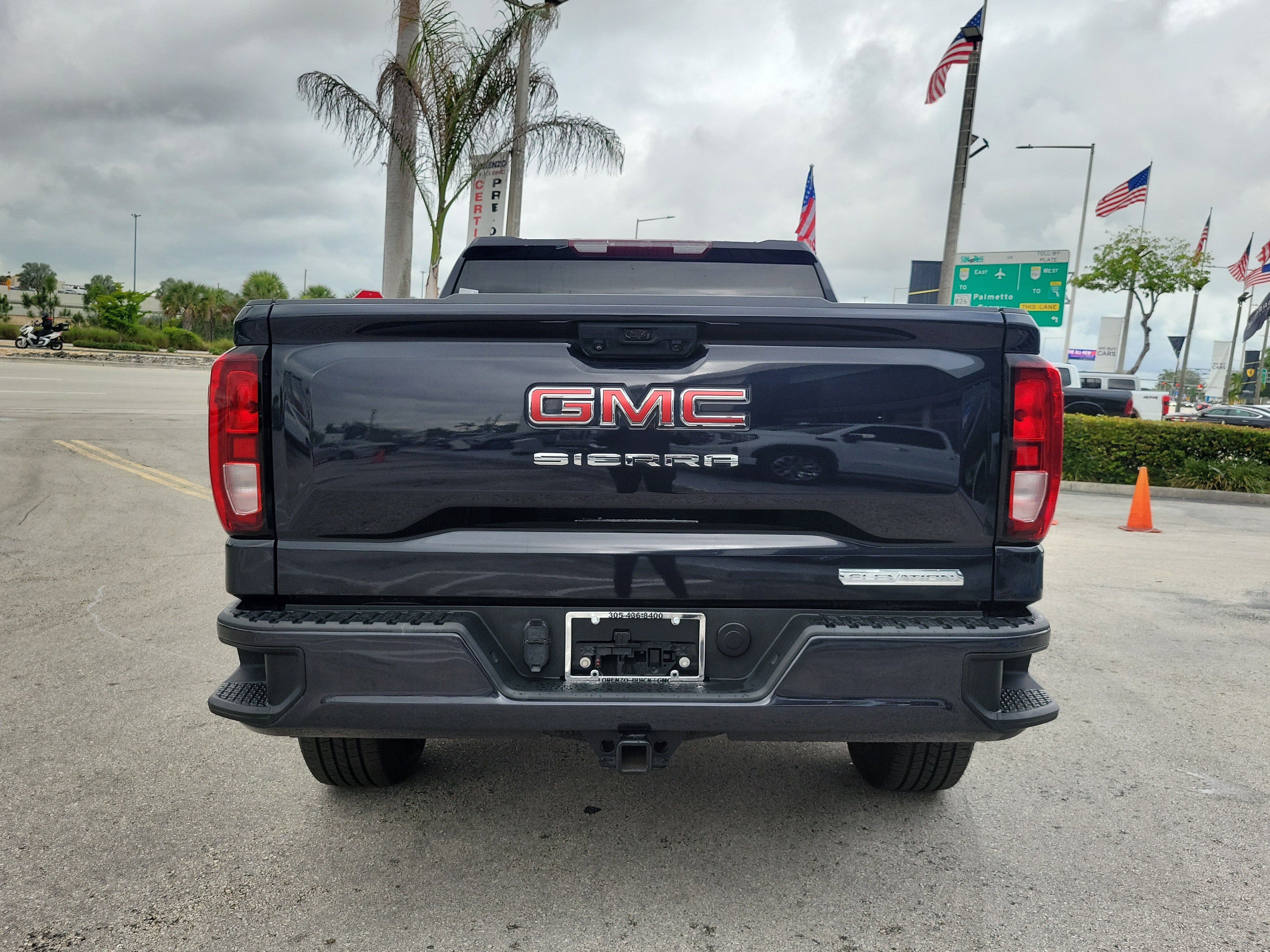2023 GMC Sierra 1500 Elevation