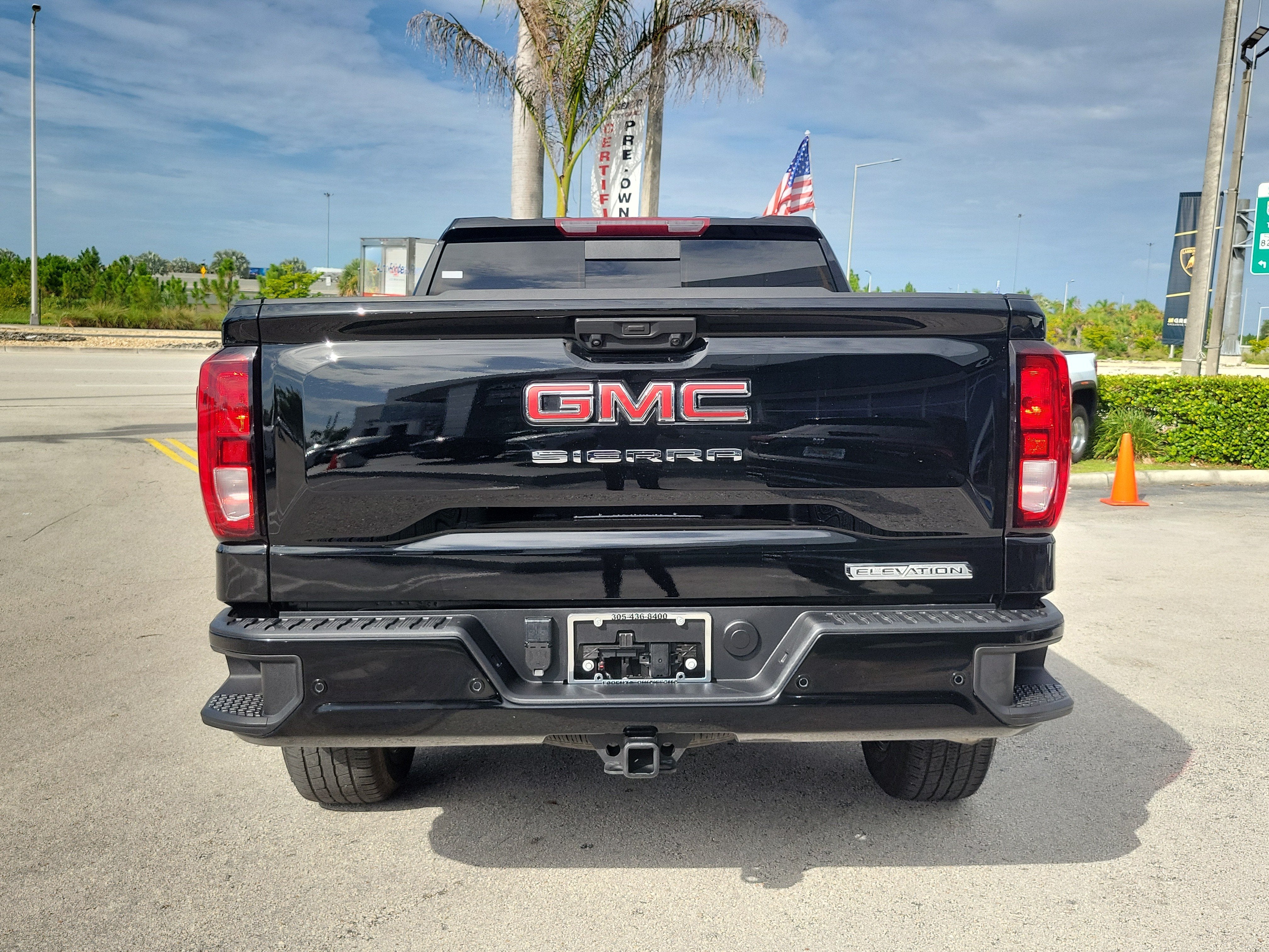 2025 GMC Sierra 1500 Elevation
