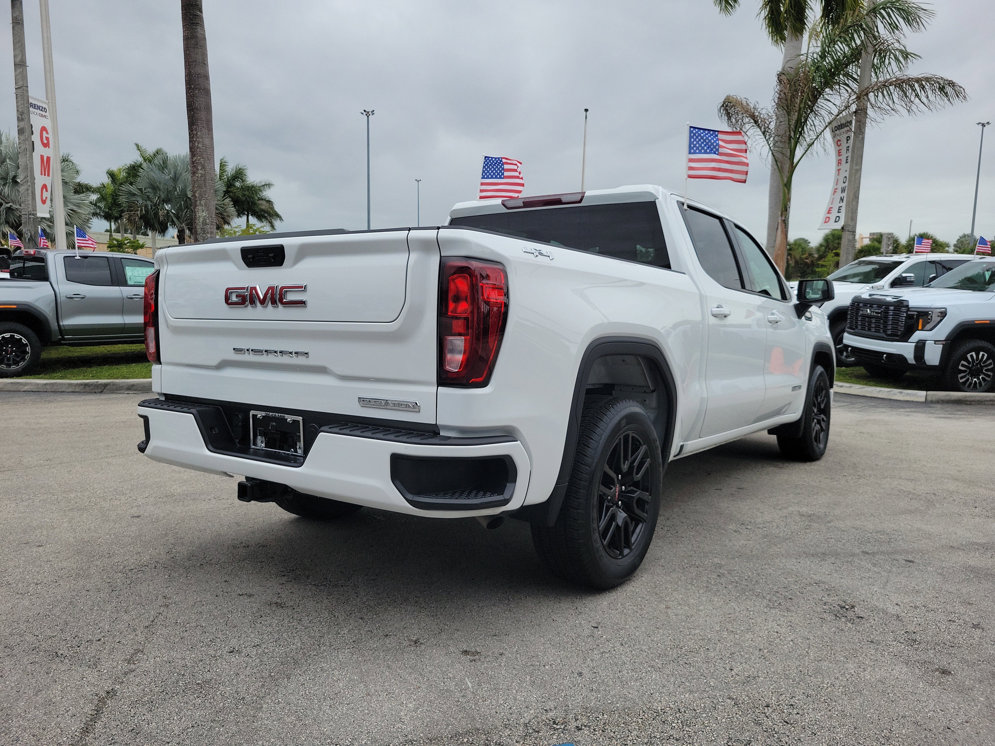 2023 GMC Sierra 1500 Elevation