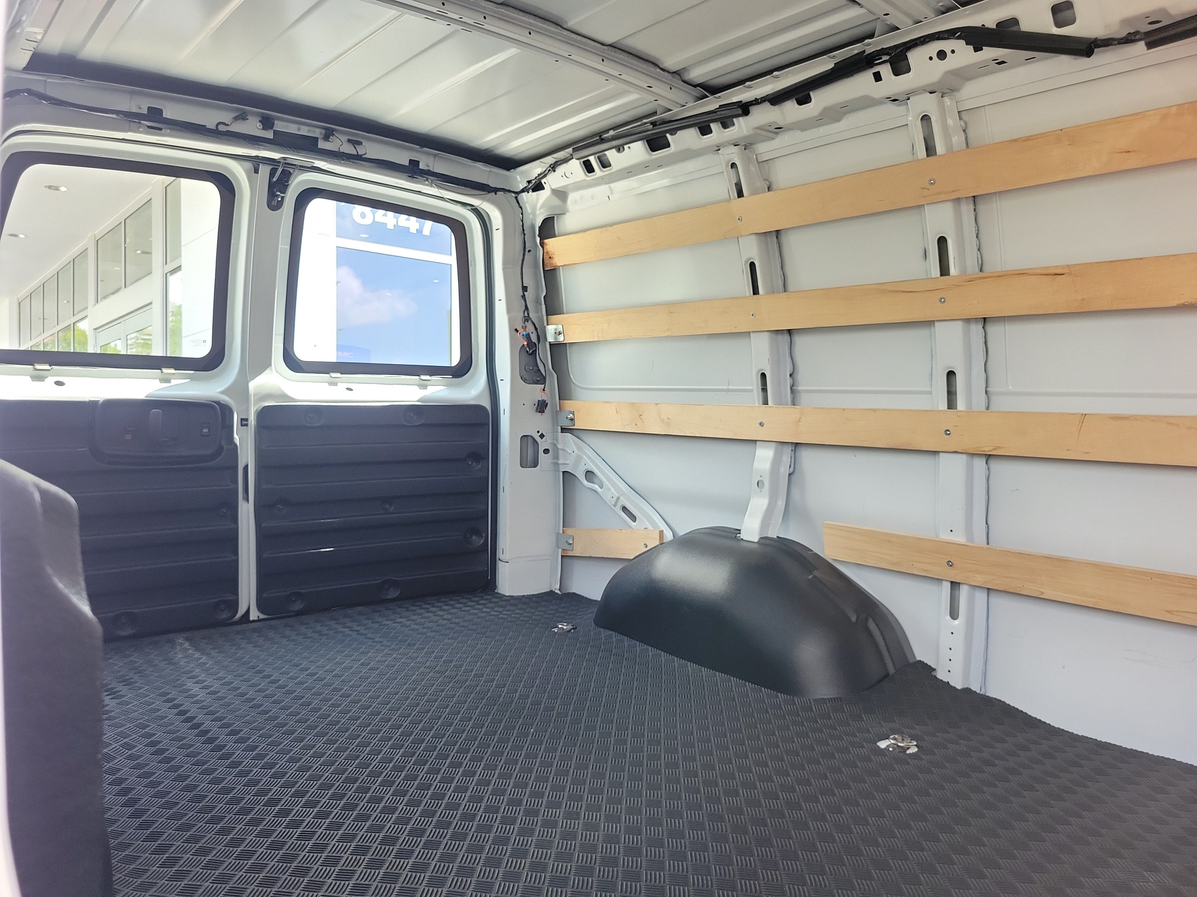 2025 GMC Savana Cargo Work Van