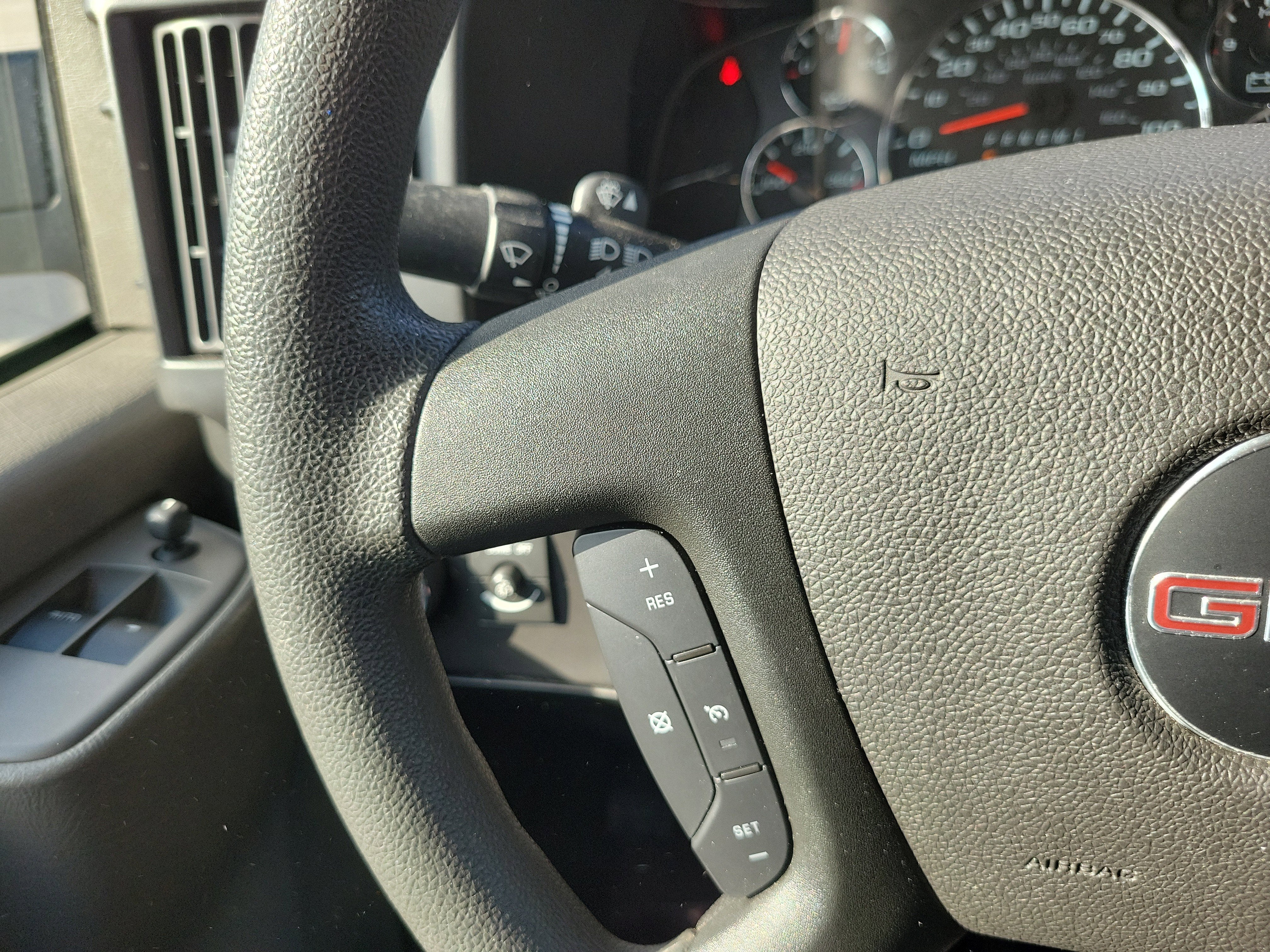 2024 GMC Savana Cargo 2500 Work Van