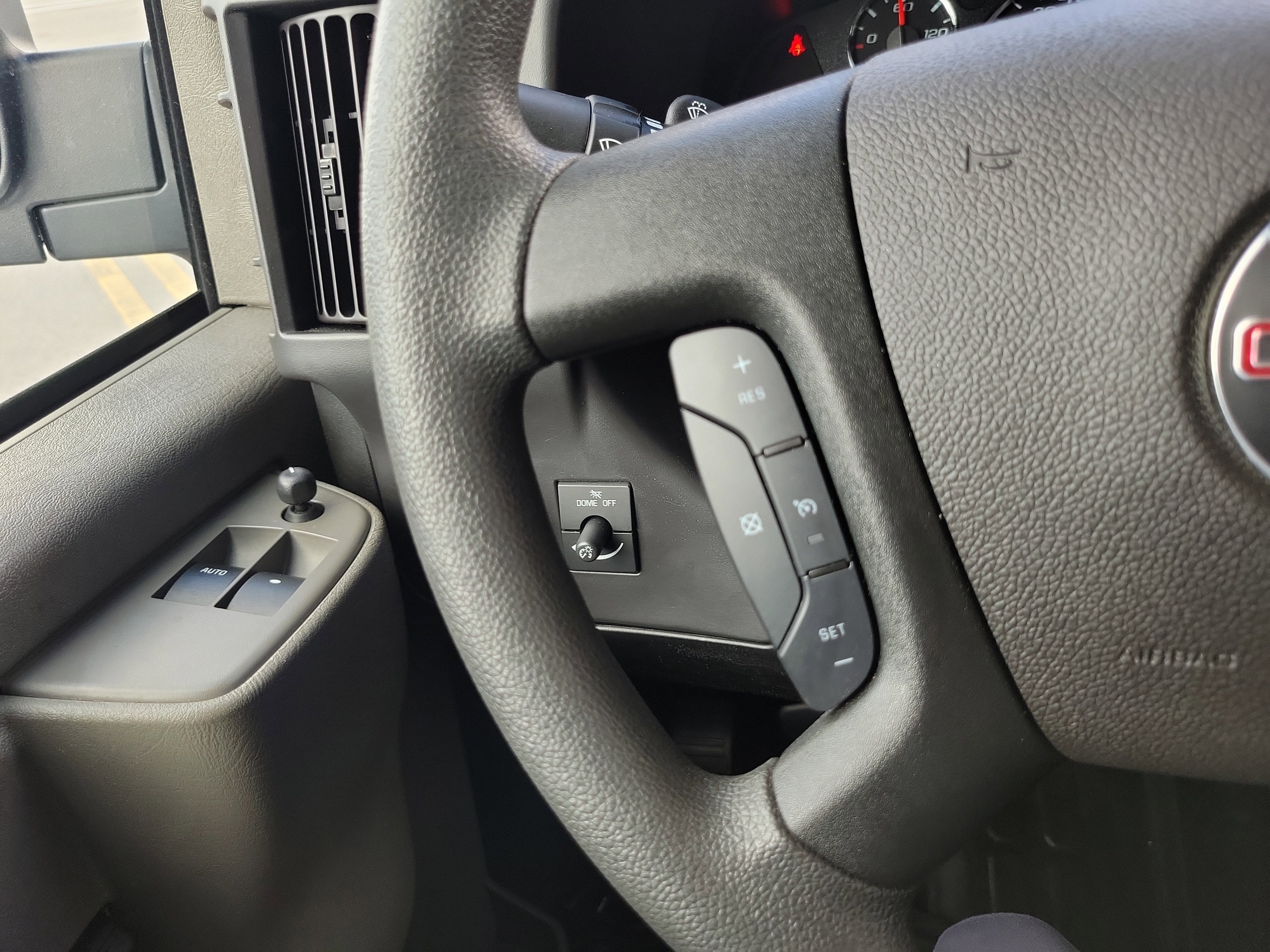 2024 GMC Savana Cargo 2500 Work Van